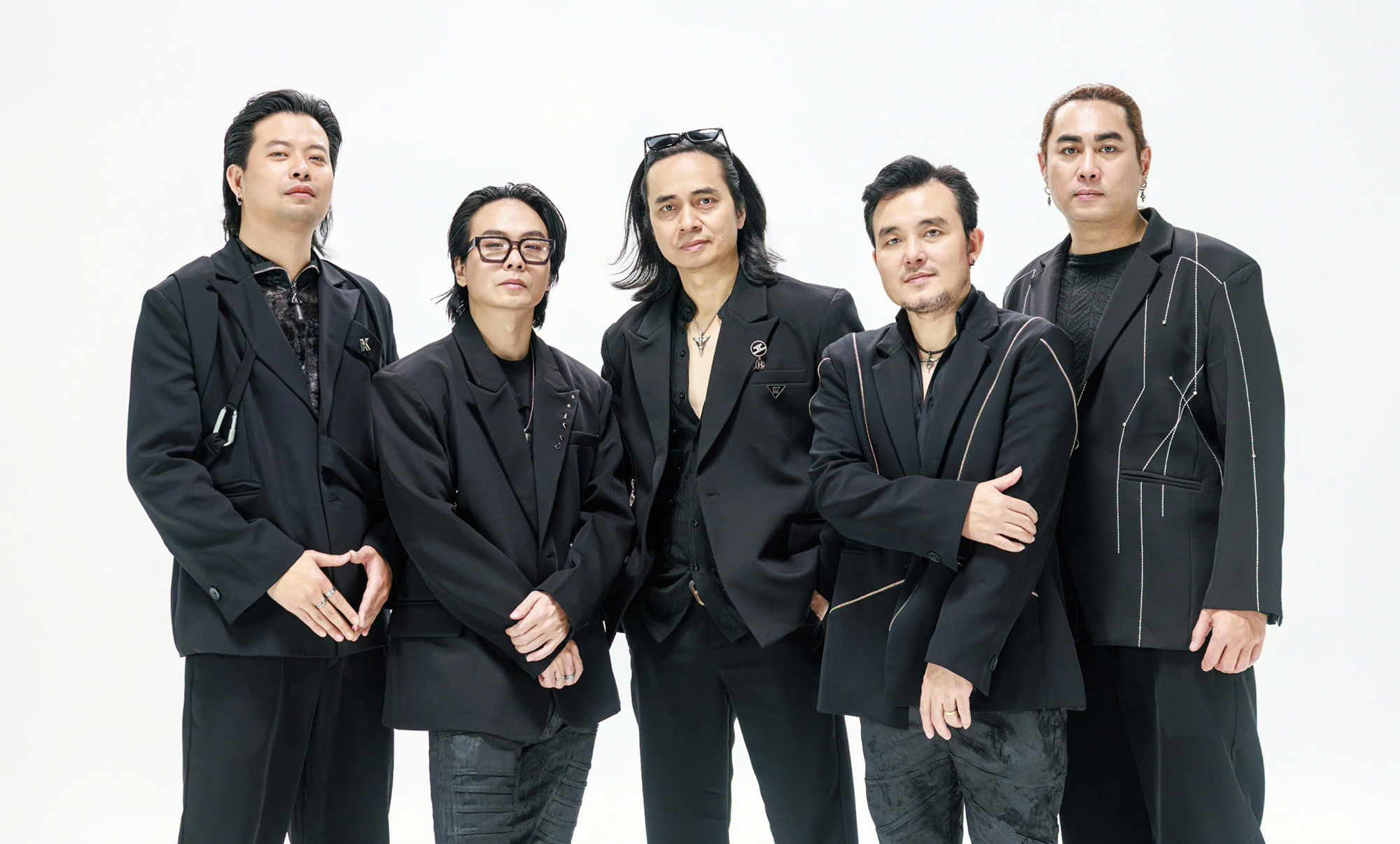 Guitarist Trần Tuấn H&ugrave;ng:  &ldquo;Chất&rdquo; của Bức Tường  l&agrave; sự ch&acirc;n th&agrave;nh- Ảnh 4.