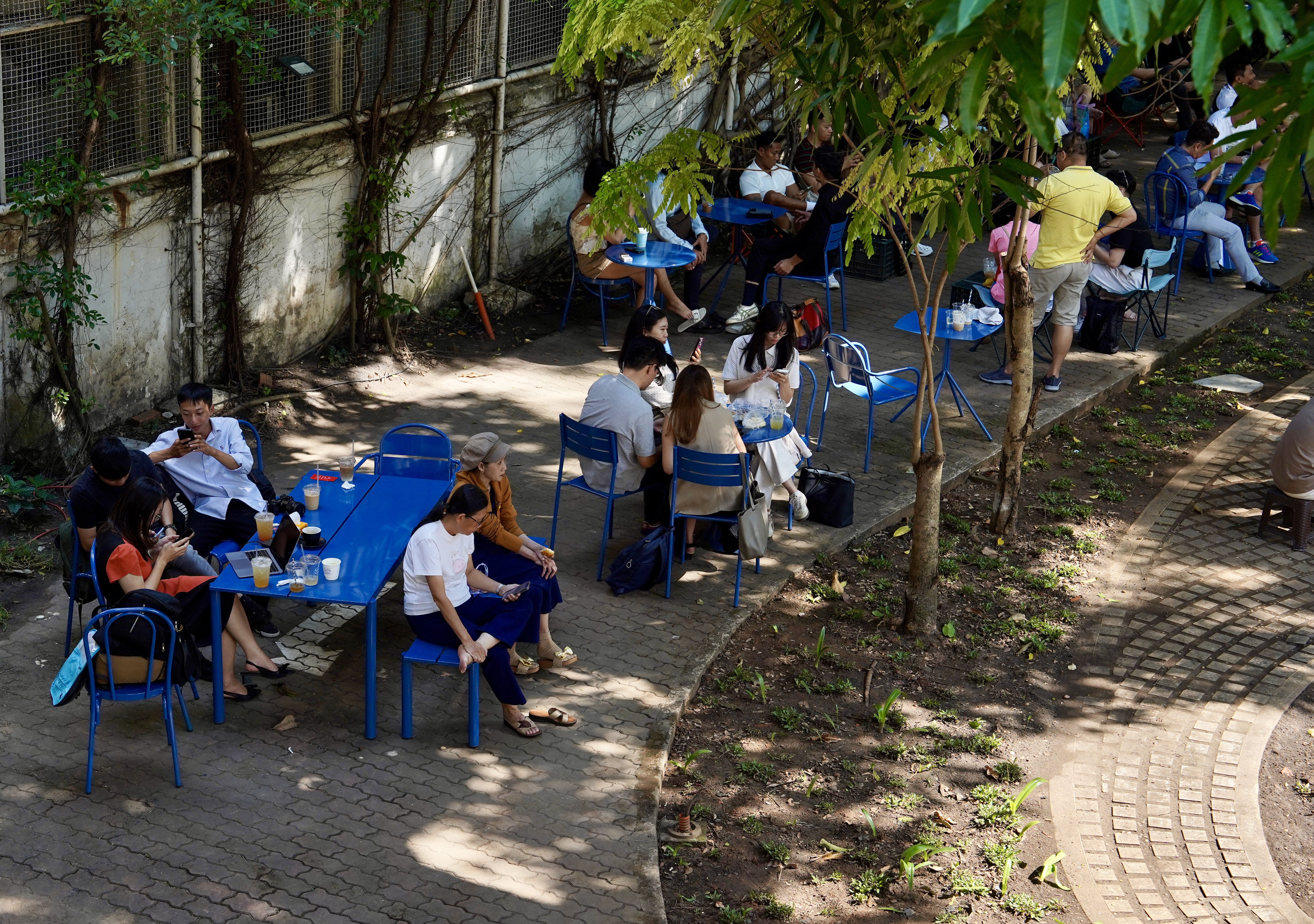 &ldquo;Ng&ocirc;i nh&agrave; tạm&rdquo; giữa khu vườn xanh - điểm hẹn mới của thanh ni&ecirc;n TP.HCM- Ảnh 4.