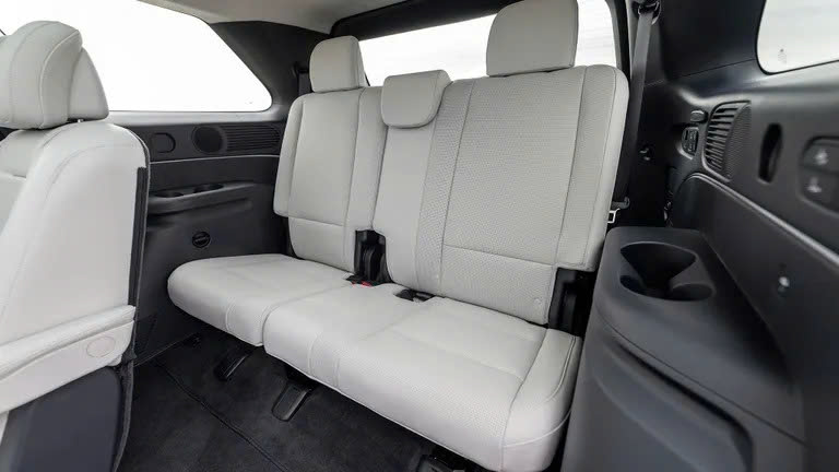 Hyundai Palisade 2026 dừng bán tại Mỹ vì lỗi ghế điện- Ảnh 1.