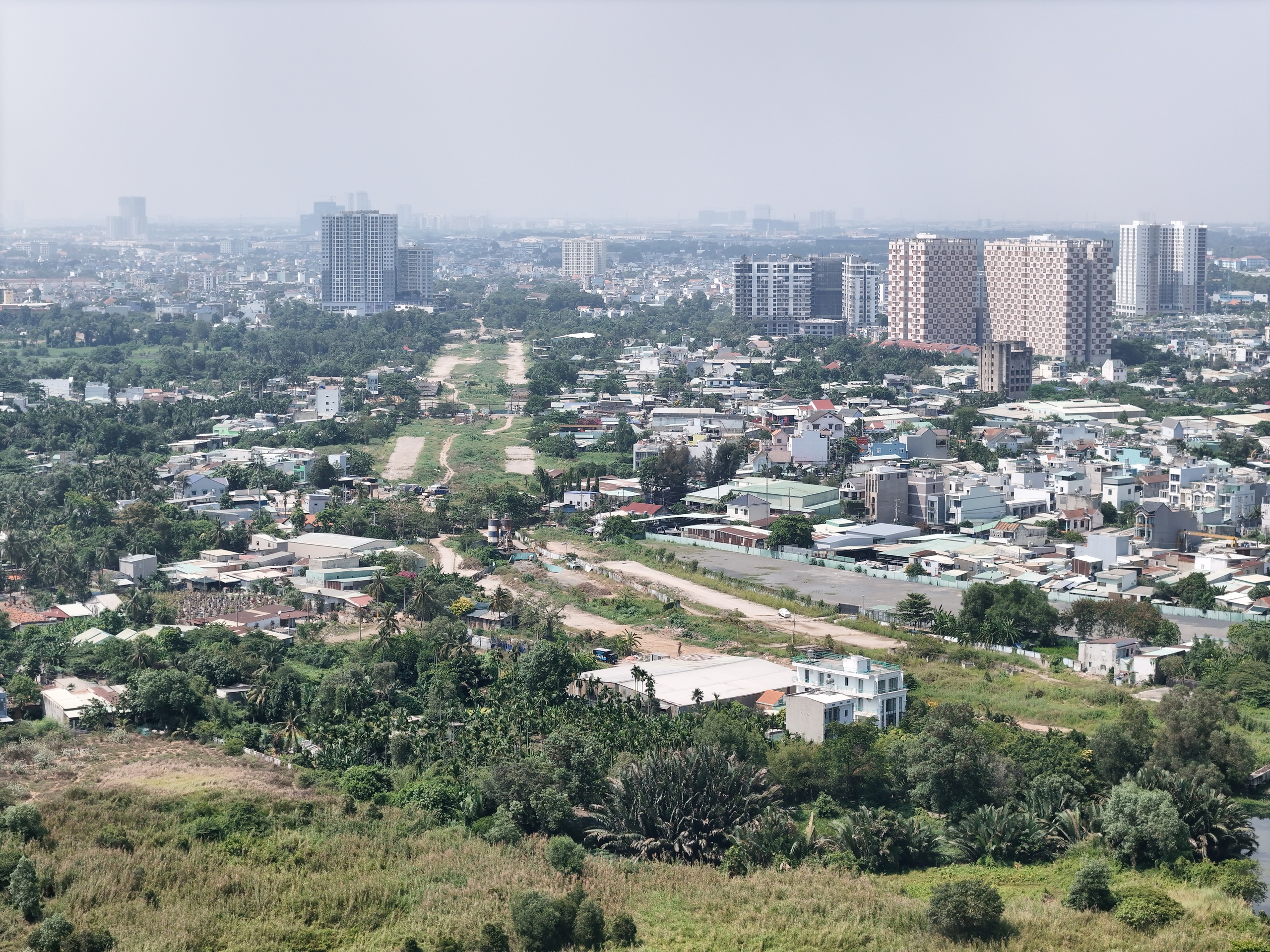 Gần 3km đường V&agrave;nh đai 2 TP.HCM hiện thi c&ocirc;ng ra sao sau 3 th&aacute;ng t&aacute;i khởi động?- Ảnh 1.