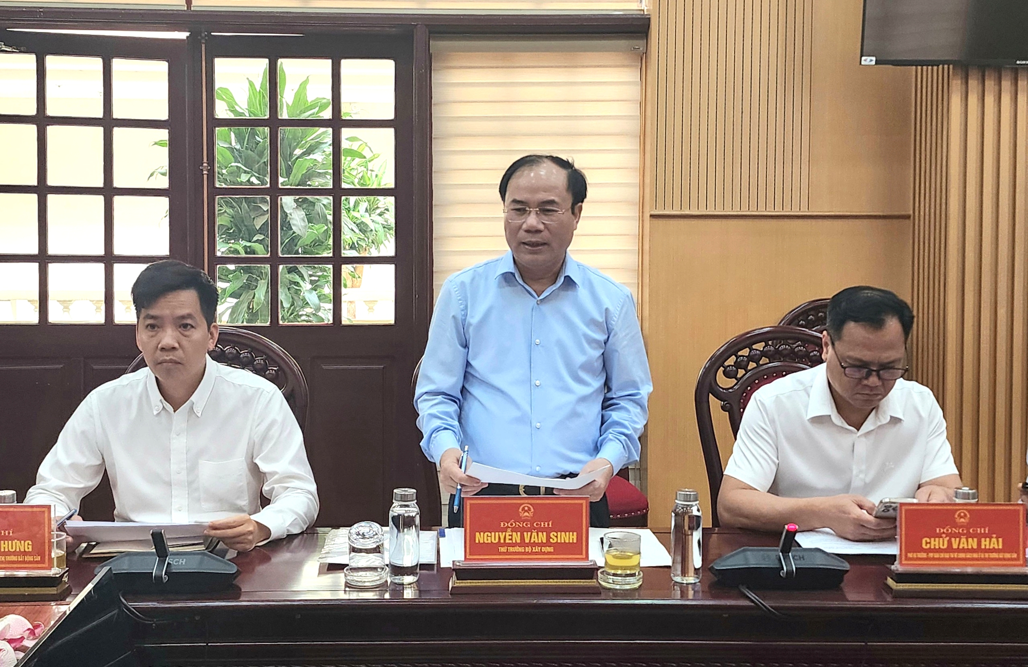 Thứ trưởng Nguyễn Văn Sinh: Ninh Bình cần chủ động để hoàn thành 6.000 căn nhà ở xã hội- Ảnh 1.