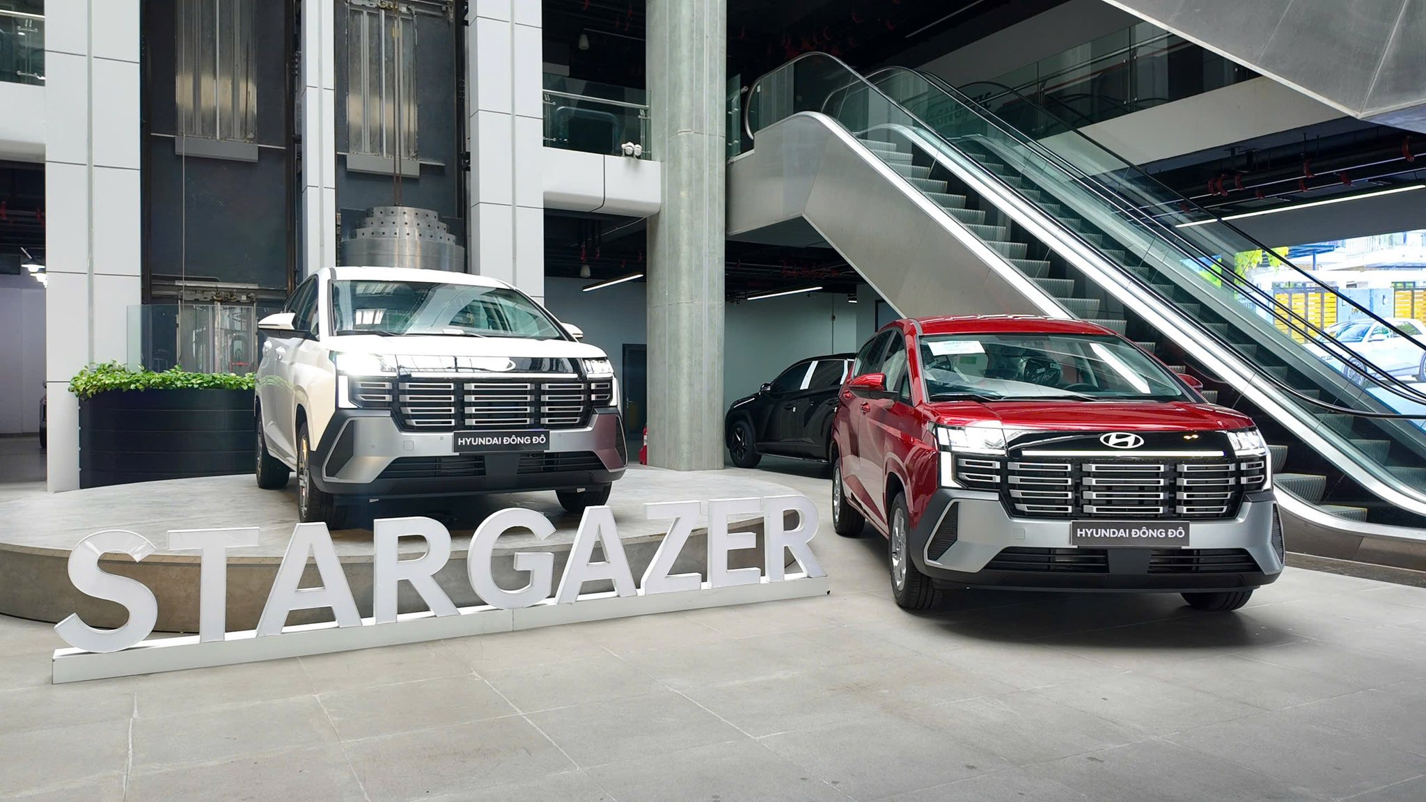 Loạt ô tô lên lịch ra mắt tại Việt Nam- Ảnh 4.