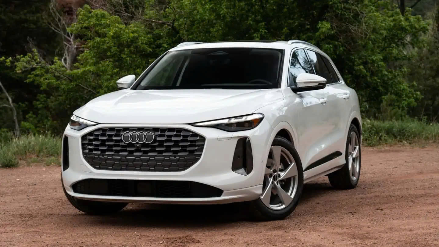 SUV xăng mới của Porsche không phải bản sao Audi- Ảnh 2.