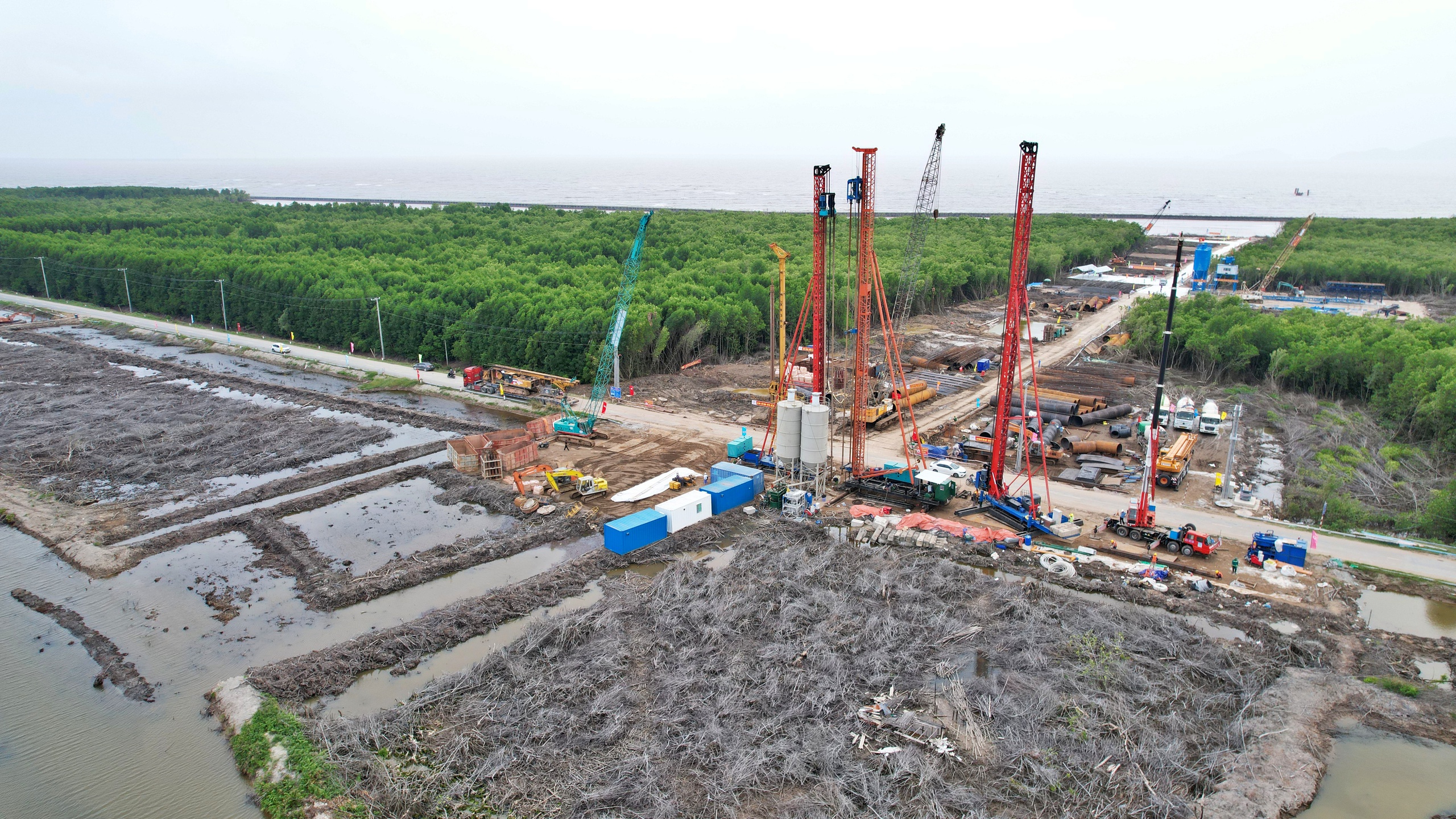 Đánh thức tiềm năng Cà Mau bằng cảng Hòn Khoai, khu kinh tế tự do- Ảnh 2.