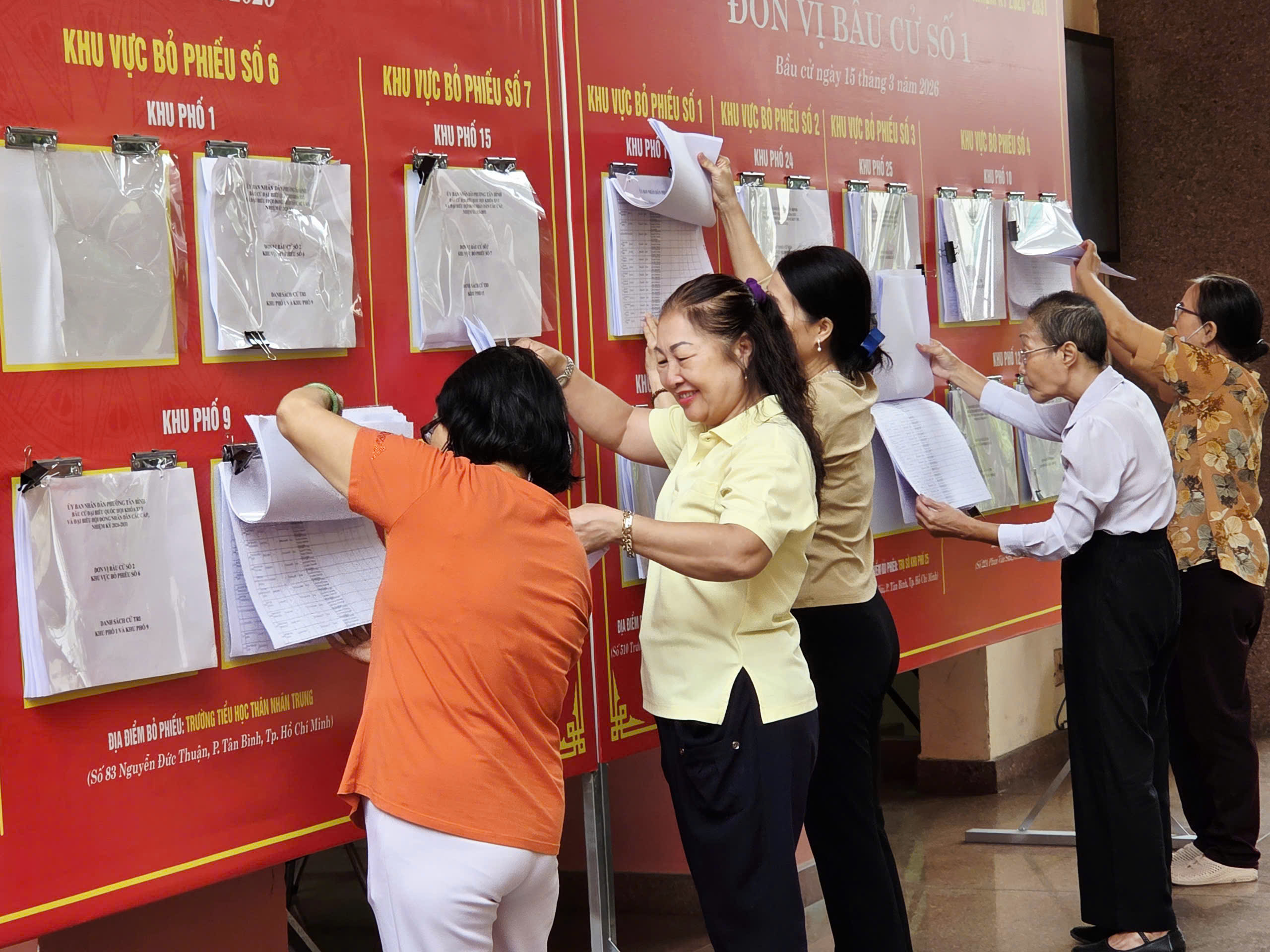 TP.HCM đẩy mạnh chuyển đổi số trong tổ chức bầu cử- Ảnh 2. TP.HCM đẩy mạnh chuyển đổi số trong tổ chức bầu cử- Ảnh 2.