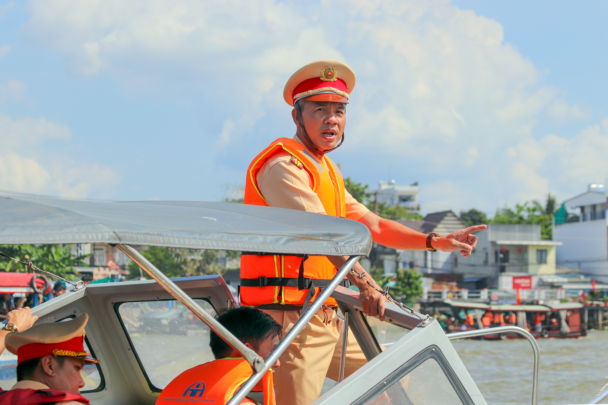 Cần Thơ: Đặc sắc lễ hội tống &ocirc;n hơn 100 năm ở X&oacute;m Ch&agrave;i- Ảnh 7.