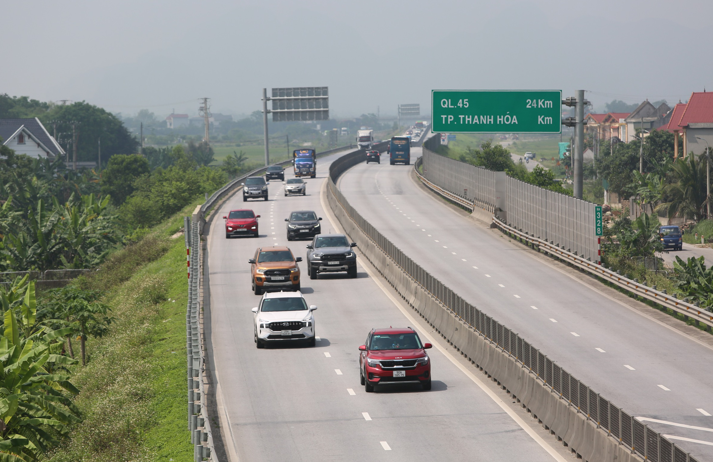 Thu ph&iacute; cao tốc từ Ninh B&igrave;nh v&agrave;o Nghệ An: C&aacute;c l&aacute;i xe cần lưu &yacute; g&igrave;?- Ảnh 1.
