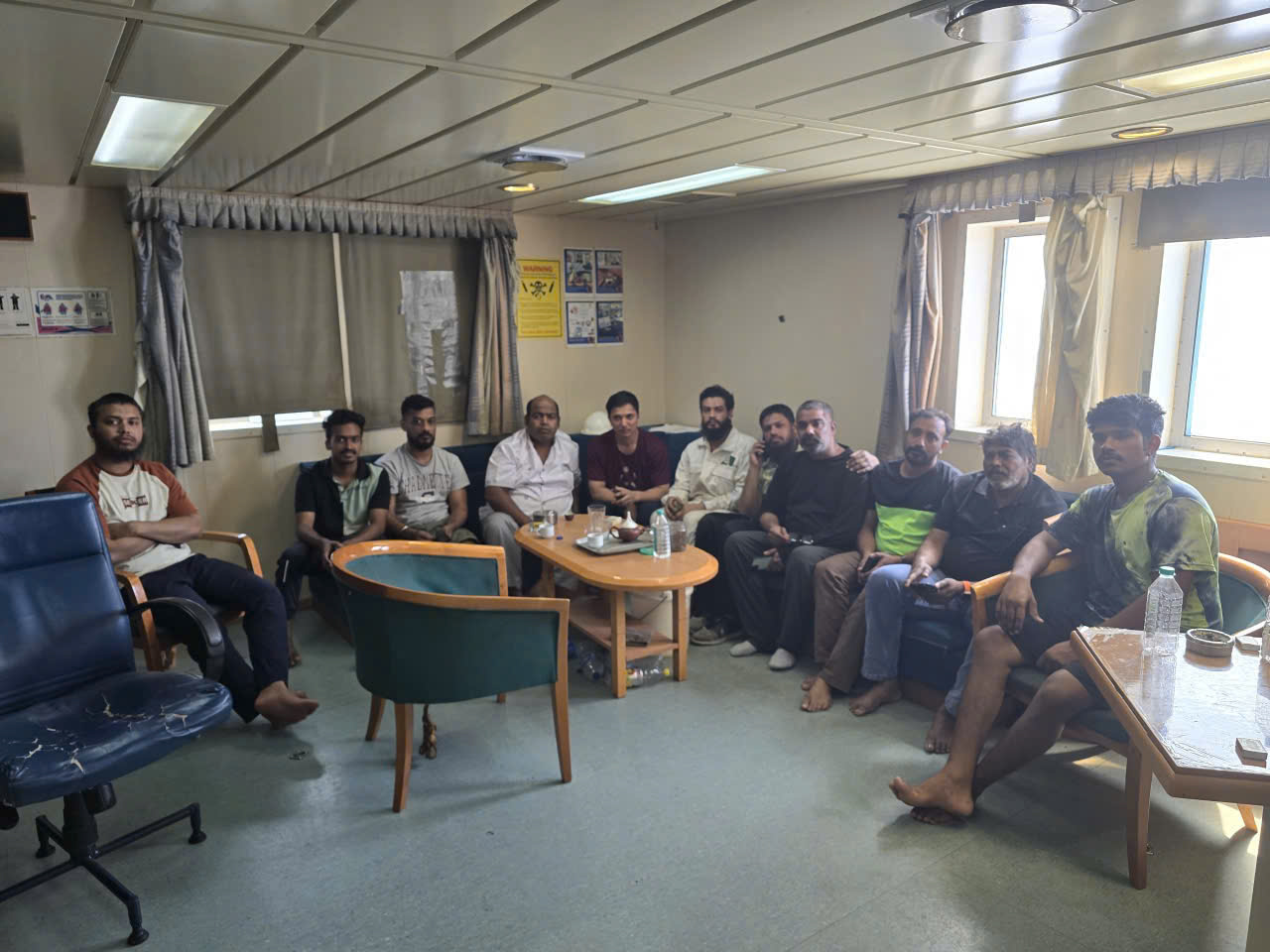 Tăng cường rà soát tàu thuyền Việt Nam, cảnh báo an toàn trên vùng biển Trung Đông- Ảnh 1. Tăng cường rà soát tàu thuyền Việt Nam, cảnh báo an toàn trên vùng biển Trung Đông- Ảnh 1.