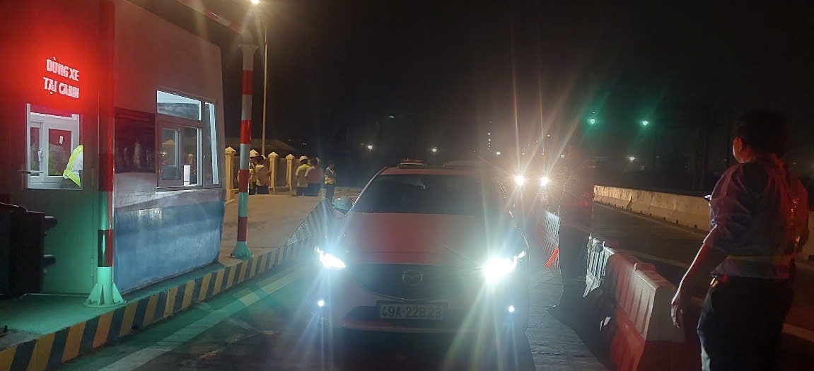 Bắt đầu thu phí cao tốc Phan Thiết - Dầu Giây và Vĩnh Hảo - Phan Thiết- Ảnh 1. Bắt đầu thu phí cao tốc Phan Thiết - Dầu Giây và Vĩnh Hảo - Phan Thiết- Ảnh 1.