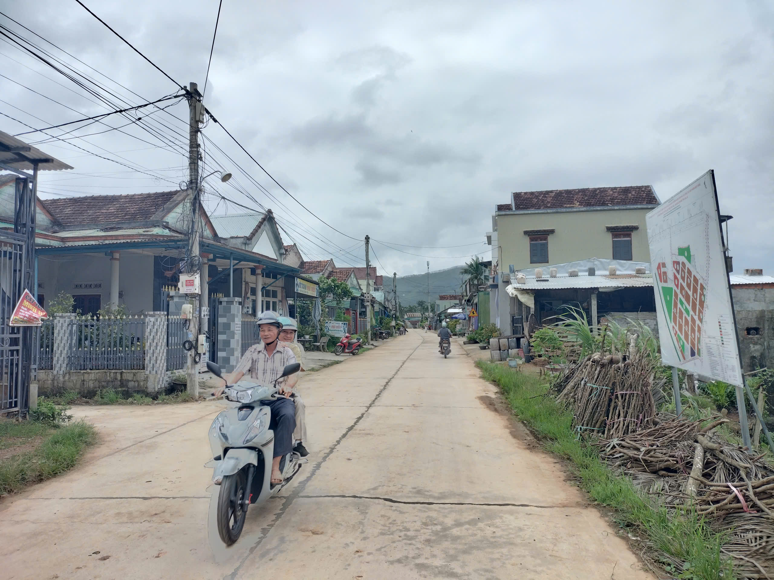 Gia Lai giải ph&oacute;ng mặt bằng đường sắt tốc độ cao đến đ&acirc;u?- Ảnh 1.