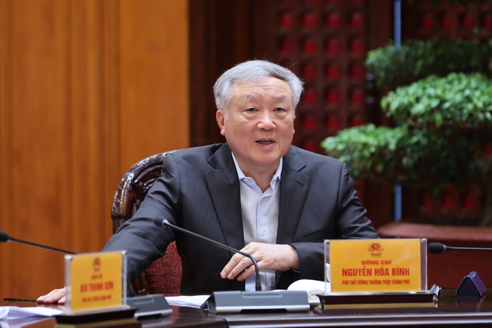 Thủ tướng: Mở rộng đối tượng, n&acirc;ng mức thu nhập được thụ hưởng nh&agrave; ở x&atilde; hội- Ảnh 3.