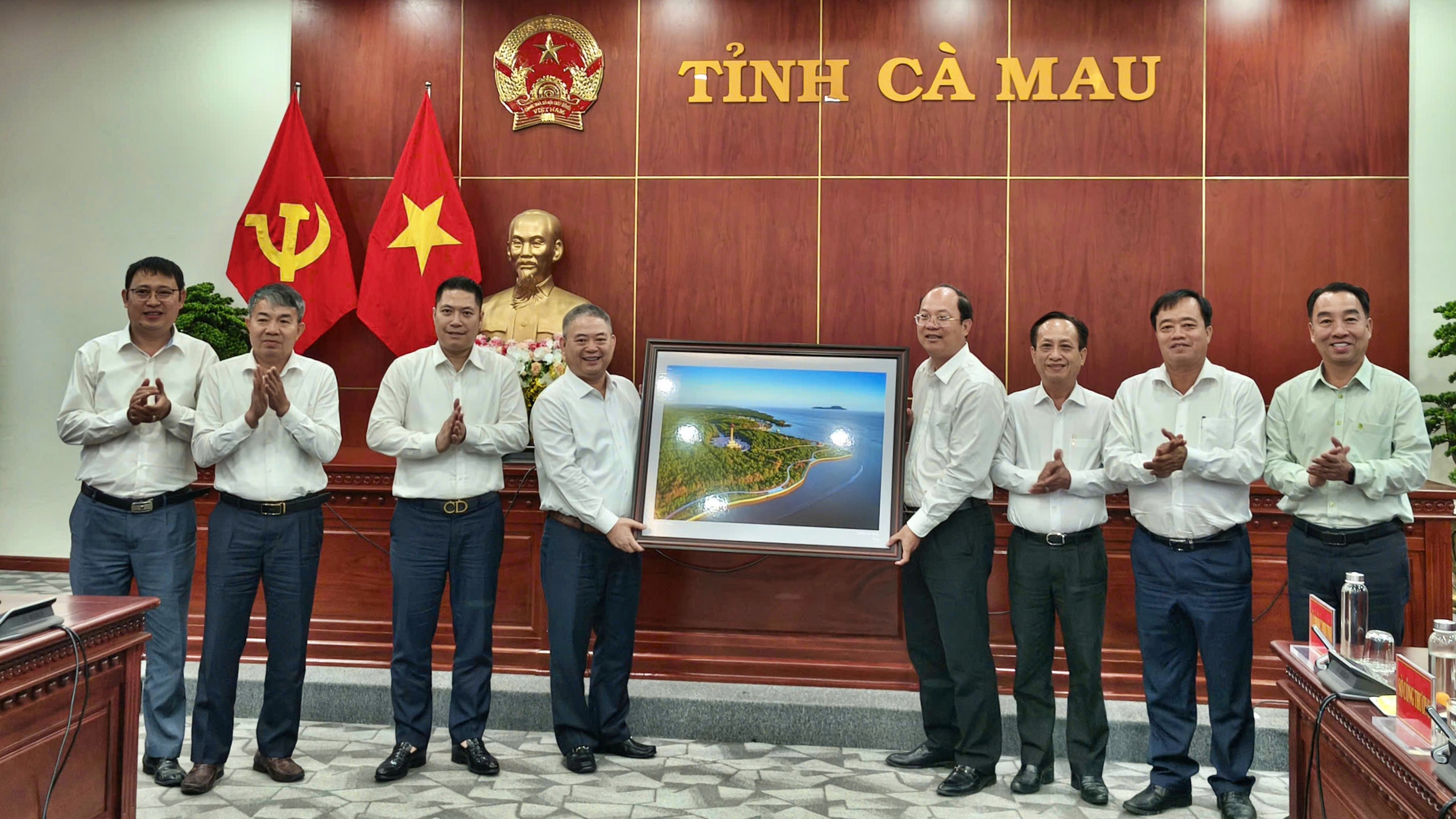 Tập đoàn Xuân Thiện đề xuất đầu tư tổ hợp dự án khoảng 10 tỷ USD ở Cà Mau- Ảnh 1. Tập đoàn Xuân Thiện đề xuất đầu tư tổ hợp dự án khoảng 10 tỷ USD ở Cà Mau- Ảnh 1.