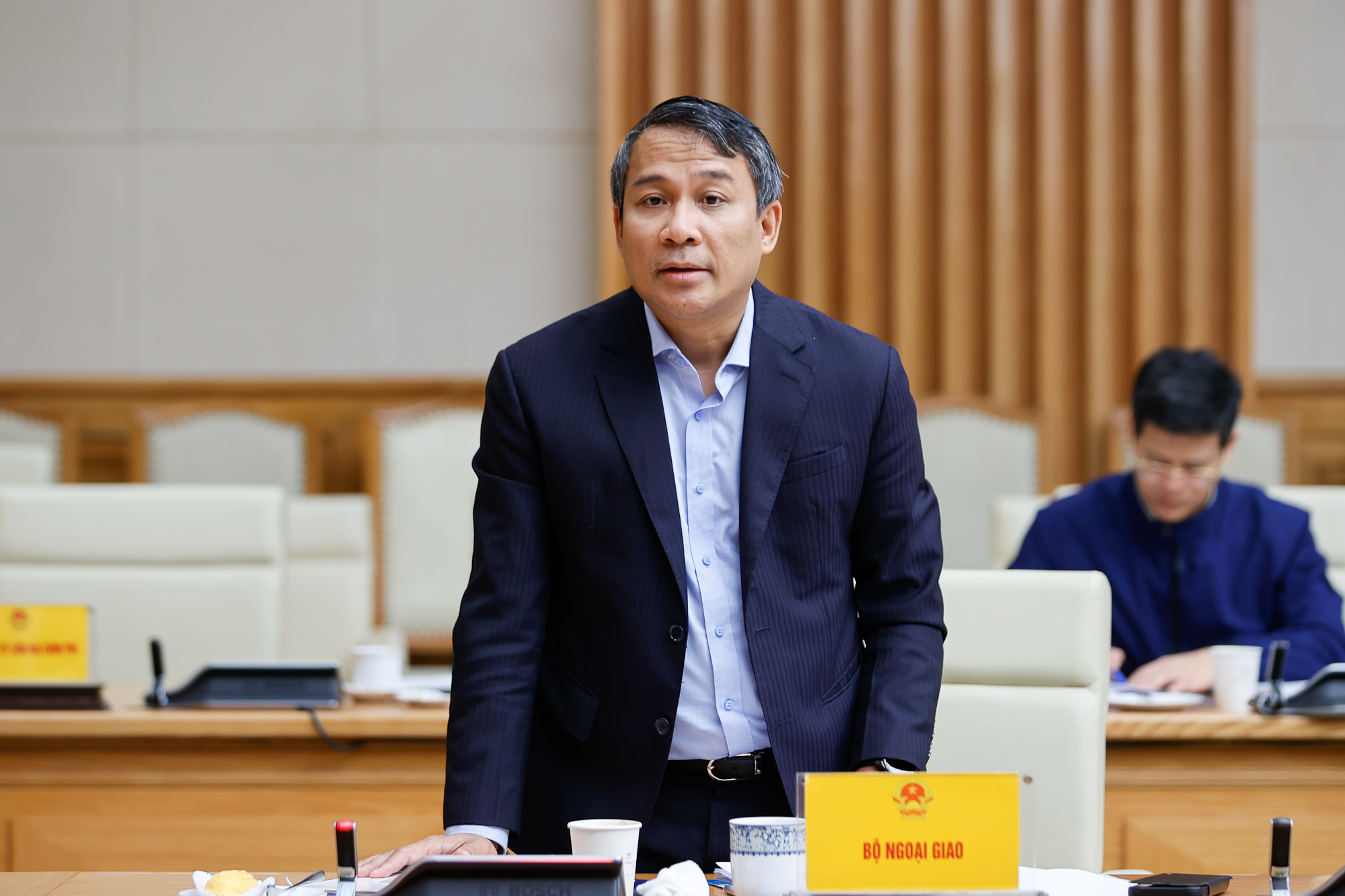 Thủ tướng: Tối ưu h&oacute;a hiệu quả c&aacute;c dự &aacute;n v&agrave; l&agrave;m chủ c&ocirc;ng nghệ đường sắt- Ảnh 12.