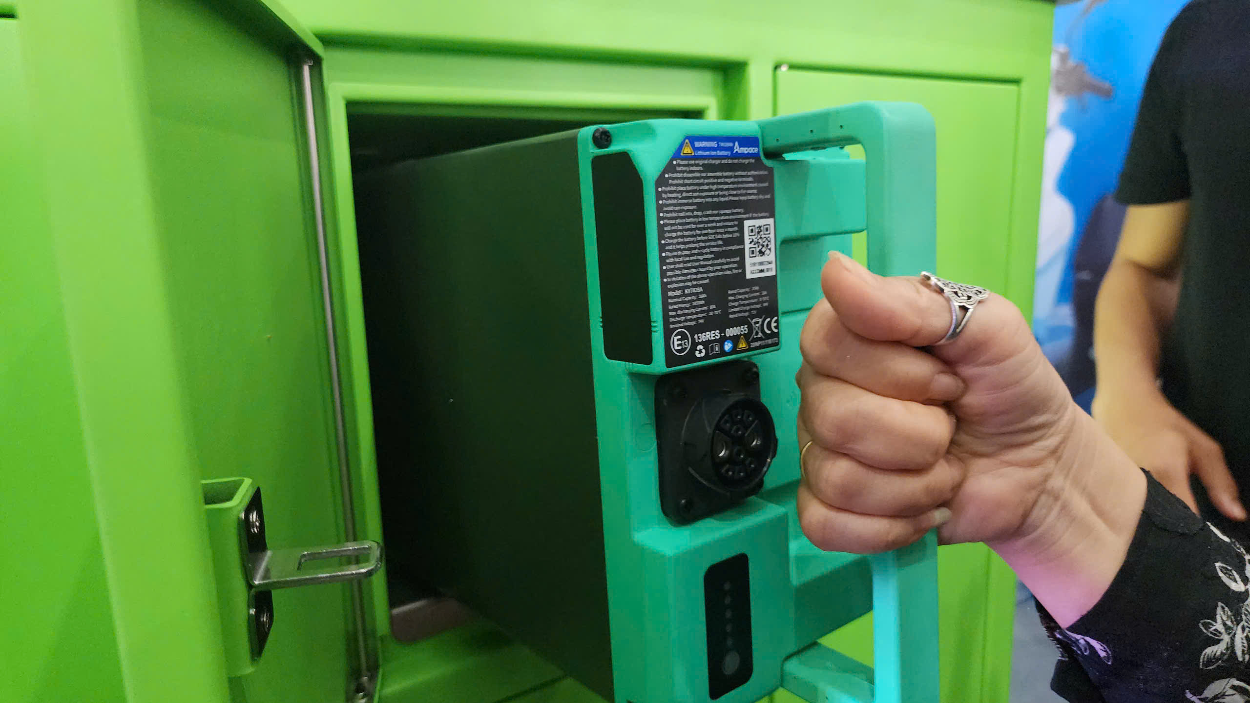 Xây nhà máy 100 triệu USD, Yadea đặt tham vọng gì tại Việt Nam?- Ảnh 4.