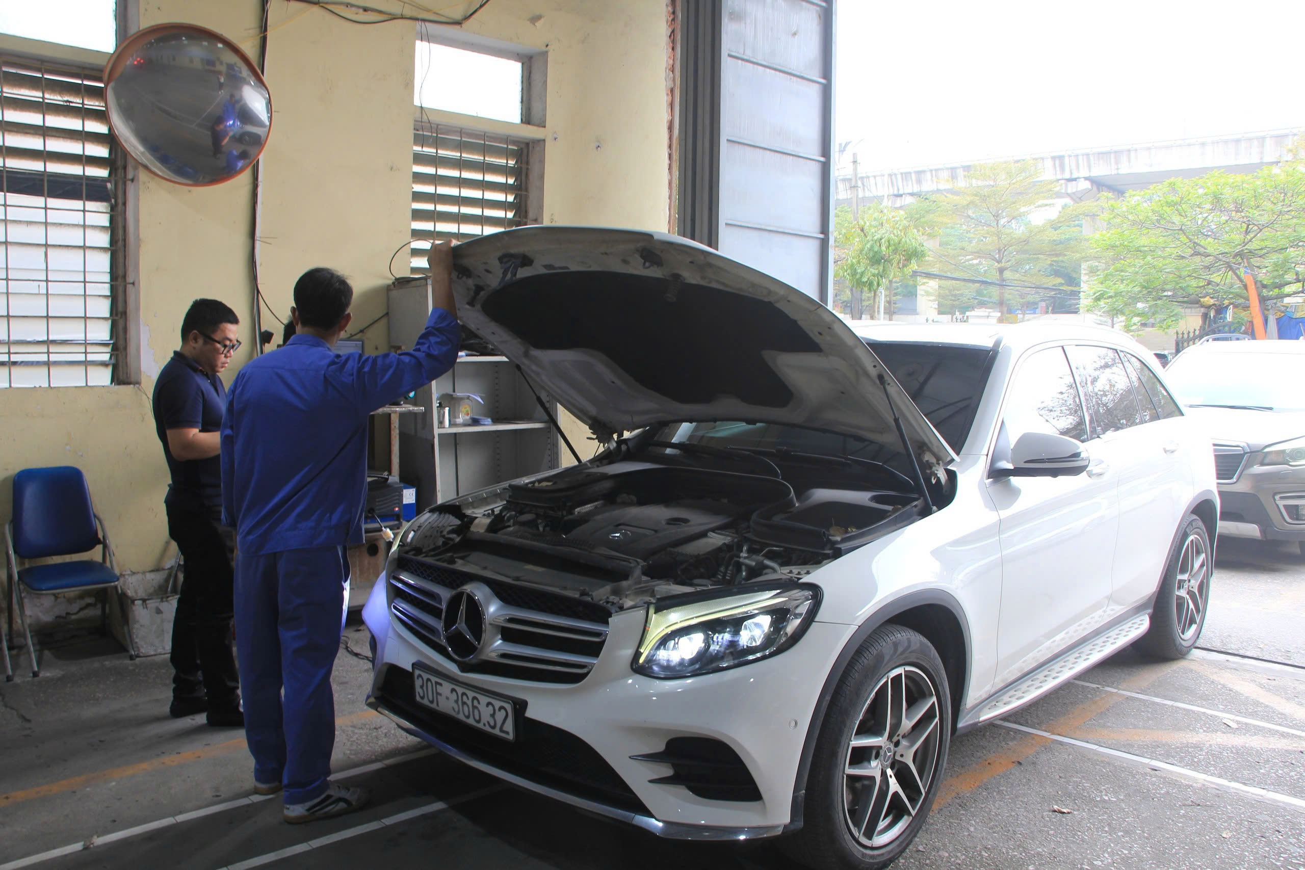 Đạp hết ga khi đăng kiểm xe dầu: Có làm “đột quỵ” động cơ?- Ảnh 2.