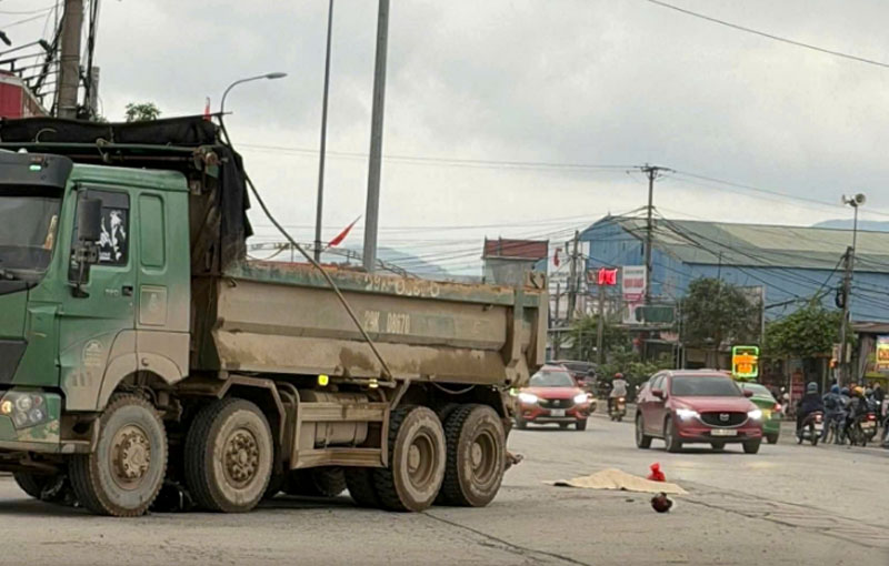 Hiện trường vụ tai nạn khiến 1 người tử vong.