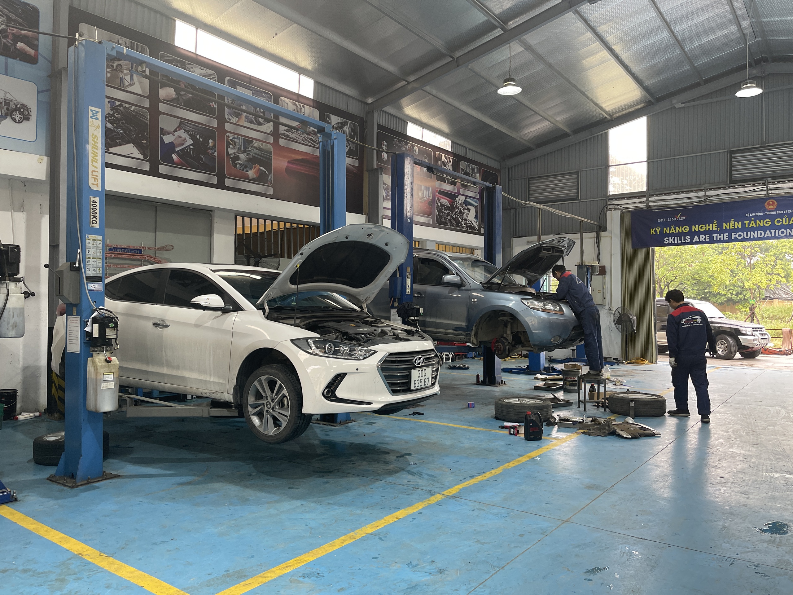 Bất ngờ kiểm định khí thải: Nhiều xe diesel “đời sâu” vẫn đạt chuẩn tối đa- Ảnh 3. Bất ngờ kiểm định khí thải: Nhiều xe diesel “đời sâu” vẫn đạt chuẩn tối đa- Ảnh 3.