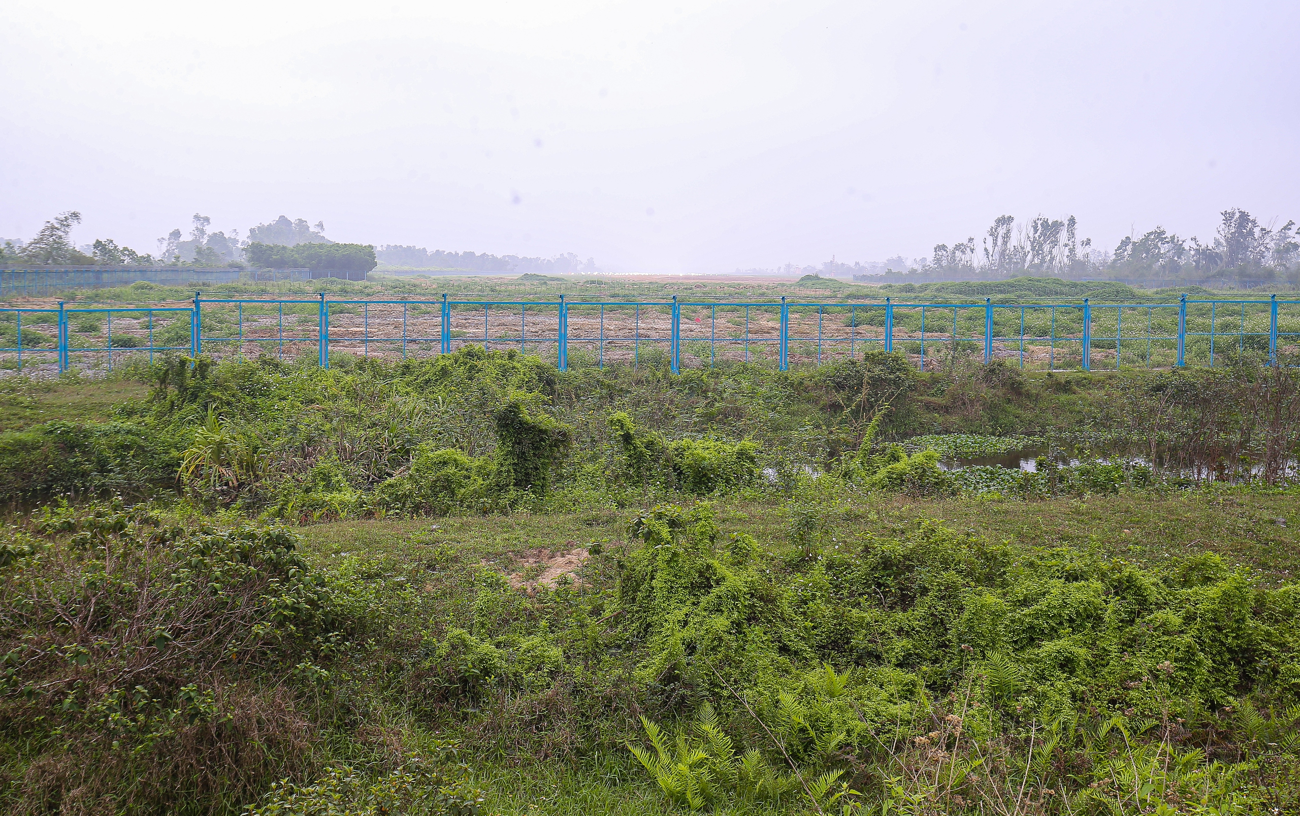 Nghệ An gấp rút giải phóng mặt bằng dự án kéo dài đường băng sân bay Vinh- Ảnh 1. Nghệ An gấp rút giải phóng mặt bằng dự án kéo dài đường băng sân bay Vinh- Ảnh 1.