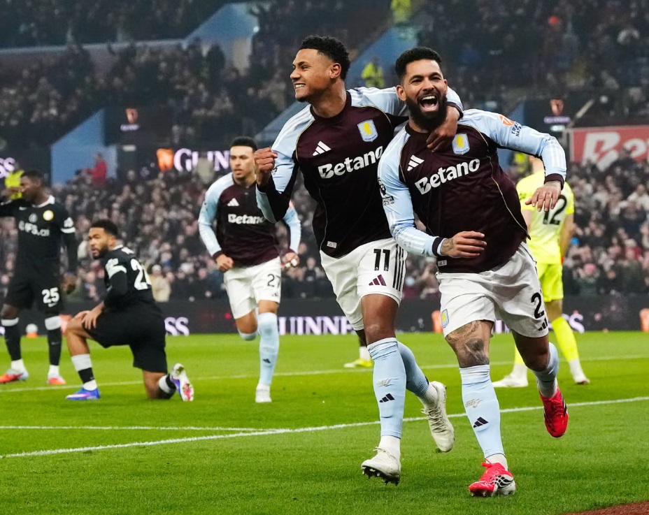 Joao Pedro lập hat-trick, Chelsea ngược d&ograve;ng hạ Aston Villa- Ảnh 1.