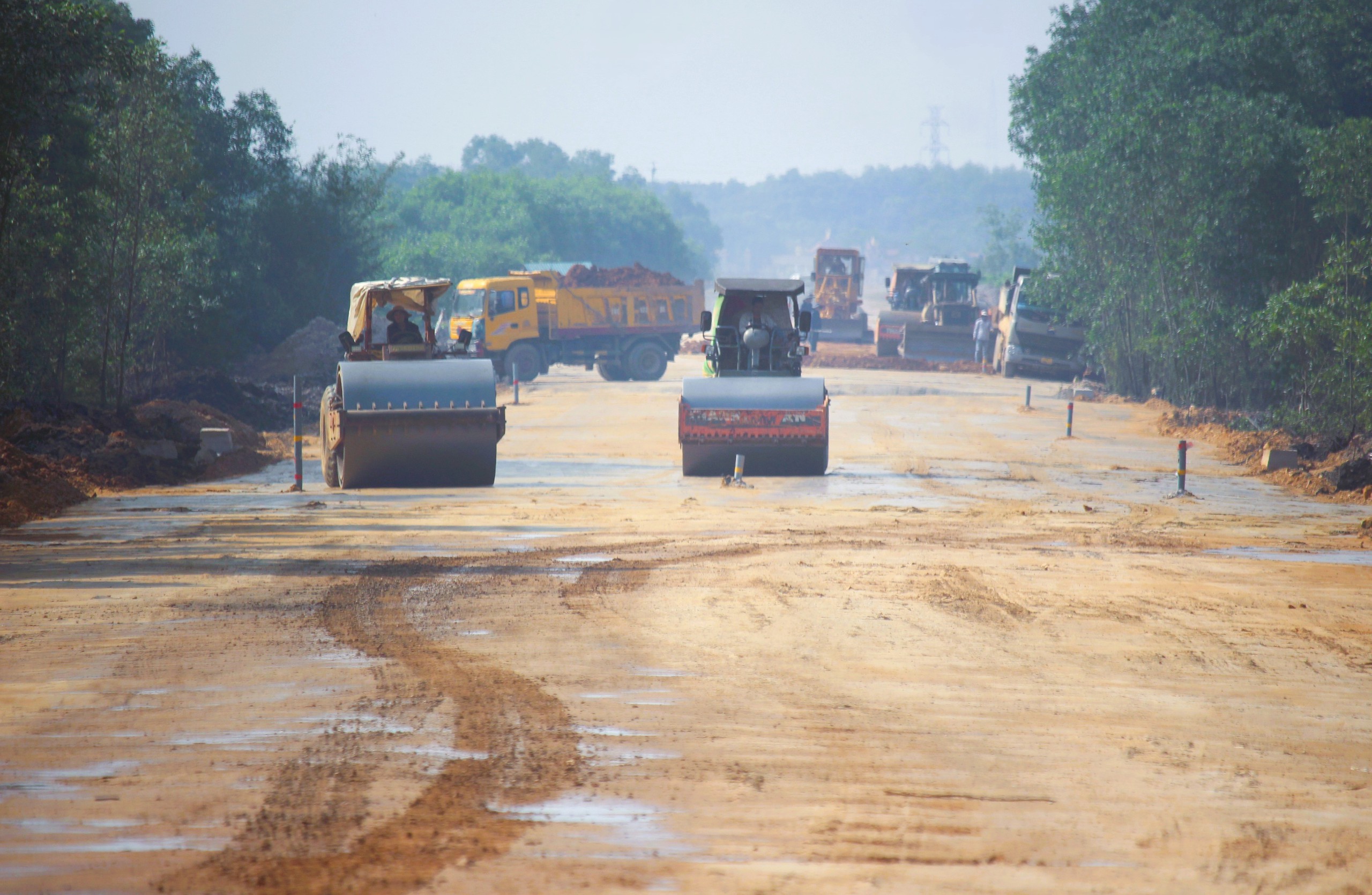 Quảng Trị: Đẩy nhanh dự &aacute;n đường tr&aacute;nh Đ&ocirc;ng H&agrave;, th&aacute;ng 6 nối th&ocirc;ng to&agrave;n tuyến- Ảnh 10.