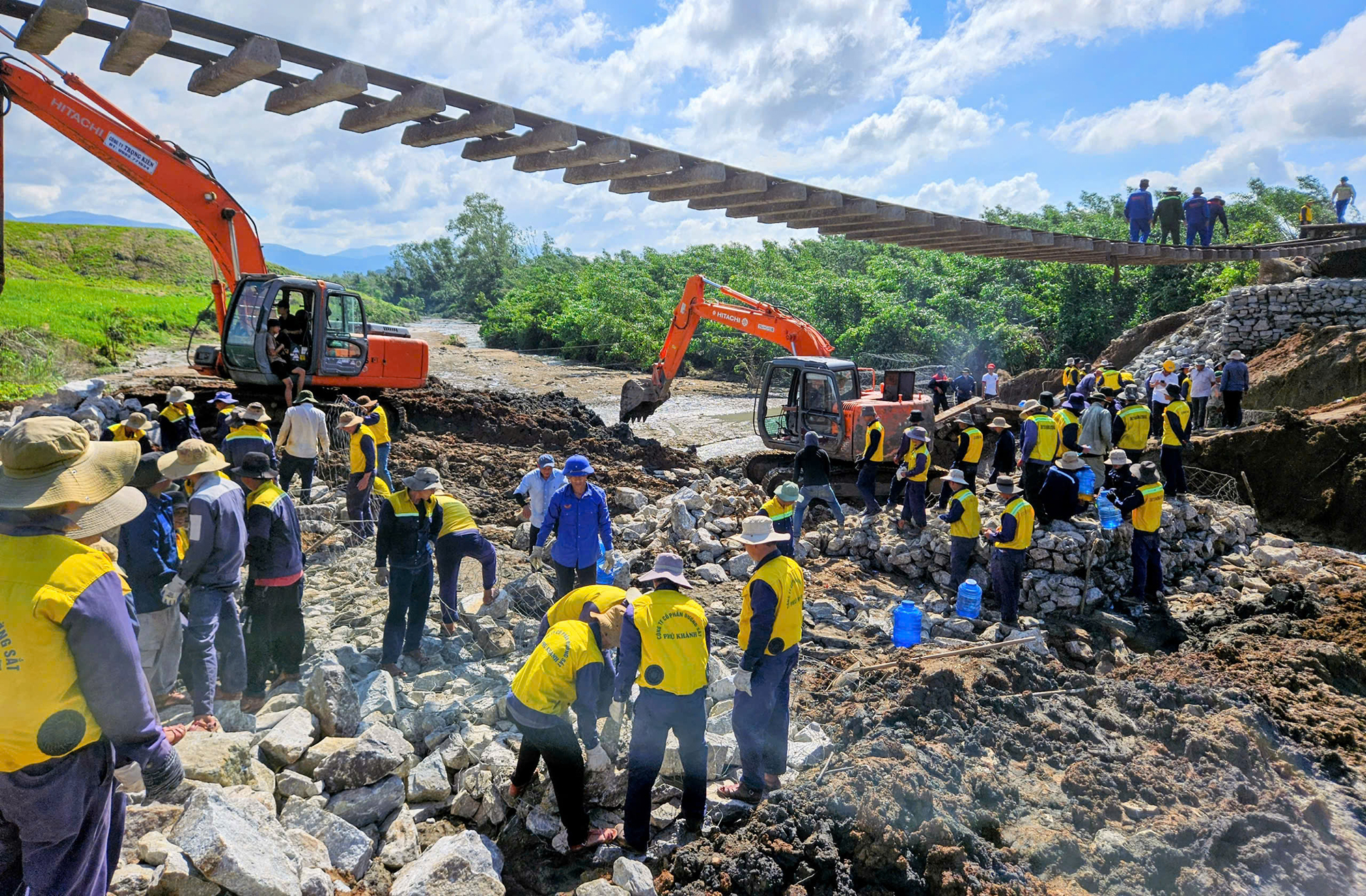 Chiến lược mới ứng ph&oacute; thi&ecirc;n tai của đường sắt- Ảnh 2.