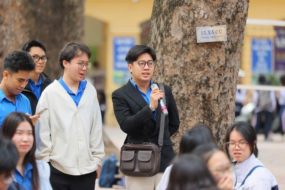 H&agrave; Nội: Tuy&ecirc;n truyền s&acirc;u rộng, lan tỏa &yacute; nghĩa ng&agrave;y bầu cử- Ảnh 5.