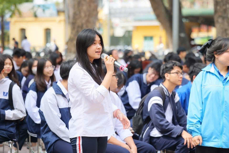 H&agrave; Nội: Tuy&ecirc;n truyền s&acirc;u rộng, lan tỏa &yacute; nghĩa ng&agrave;y bầu cử- Ảnh 4.