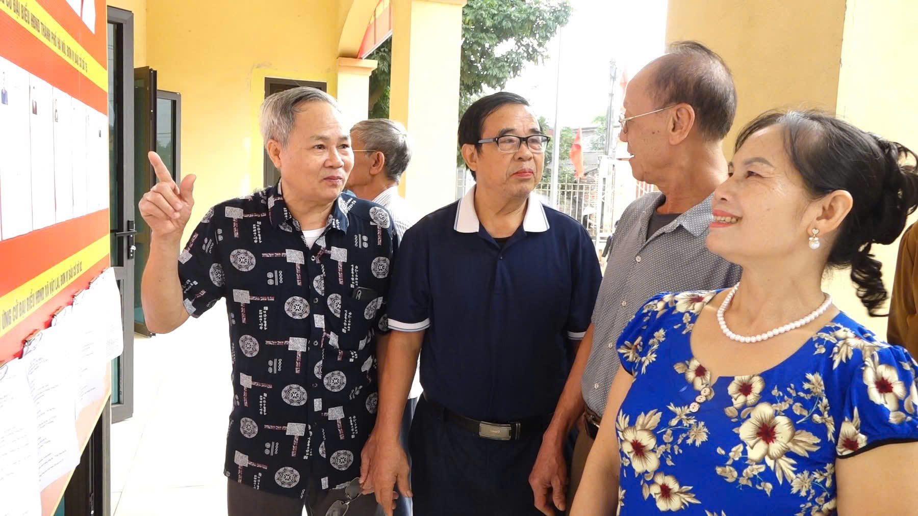 H&agrave; Nội: Tuy&ecirc;n truyền s&acirc;u rộng, lan tỏa &yacute; nghĩa ng&agrave;y bầu cử- Ảnh 7.