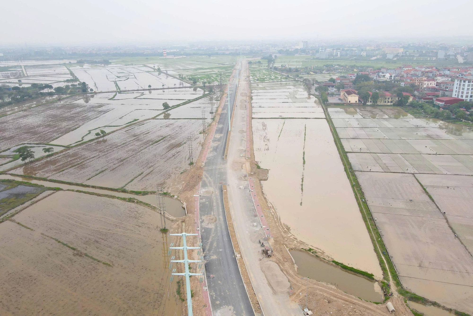 Cận cảnh tuyến đường hơn 460 tỷ đồng ở Bắc Ninh sau gần một năm thi c&ocirc;ng- Ảnh 21.