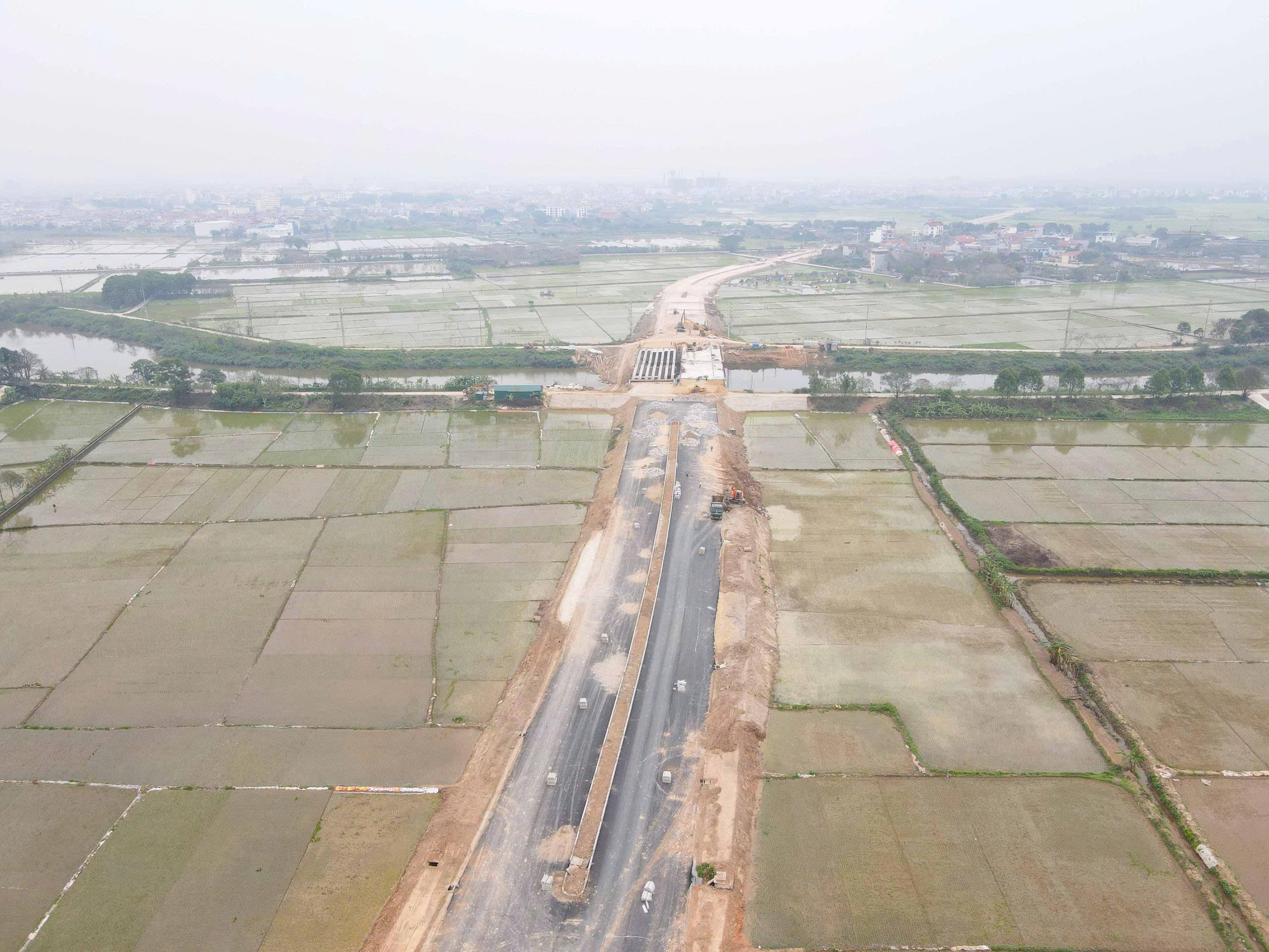 Cận cảnh tuyến đường hơn 460 tỷ đồng ở Bắc Ninh sau gần một năm thi c&ocirc;ng- Ảnh 24.