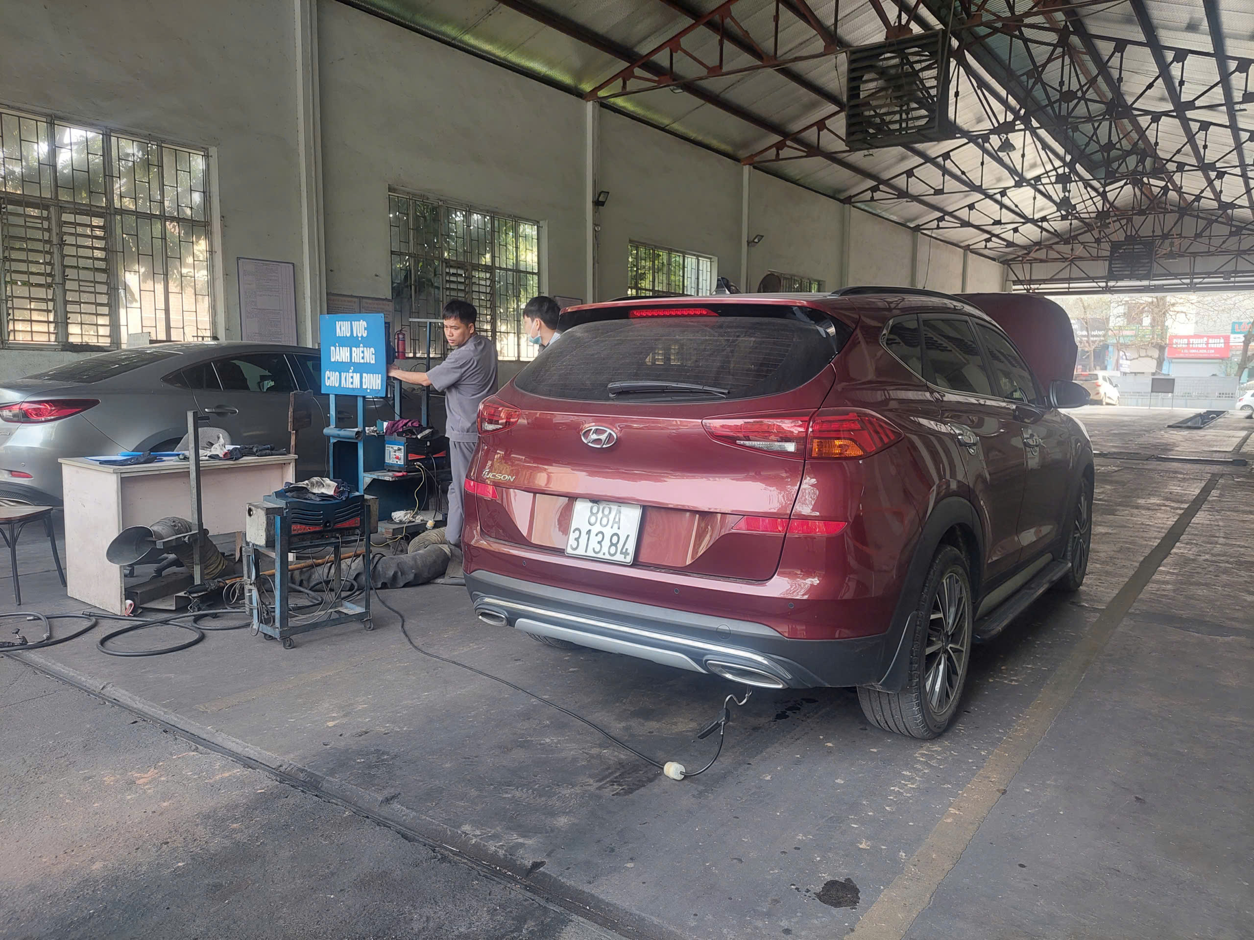 Chủ động điều kiện kiểm định kh&iacute; thải theo quy định mới- Ảnh 1.