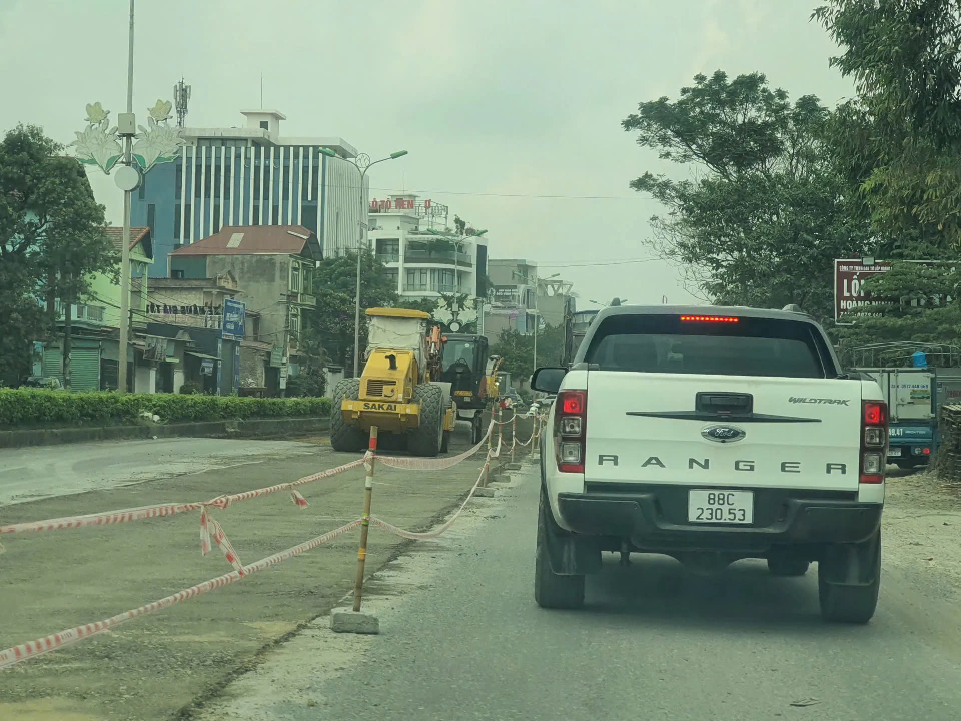 Kiểm đếm tiến độ h&agrave;ng tuần, xử nghi&ecirc;m nh&agrave; thầu chậm thi c&ocirc;ng n&acirc;ng cấp QL2 qua Ph&uacute; Thọ- Ảnh 1.