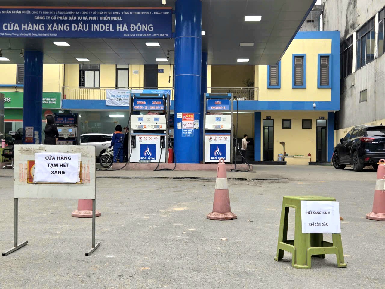 Sản lượng b&aacute;n xăng dầu tăng vọt, nguồn cung vẫn đảm bảo- Ảnh 1.