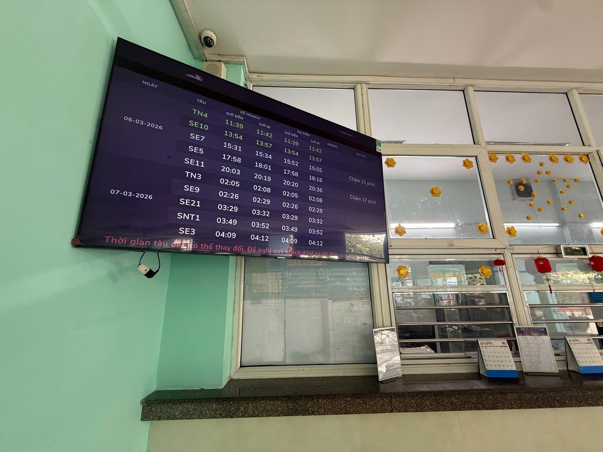 H&agrave;nh kh&aacute;ch di chuyển thế n&agrave;o sau sự cố s&agrave; lan va chạm cầu Ghềnh ở Đồng Nai?- Ảnh 3.