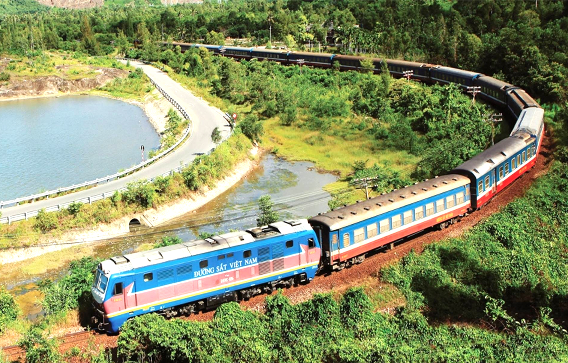 Quy định mới về mức ph&iacute; sử dụng hạ tầng đường sắt- Ảnh 1.