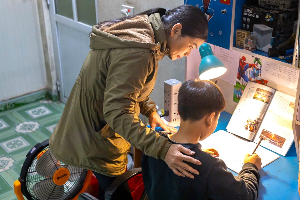 Những b&ocirc;ng hoa "Hai giỏi" giữa l&ograve;ng ng&agrave;nh Than- Ảnh 2.