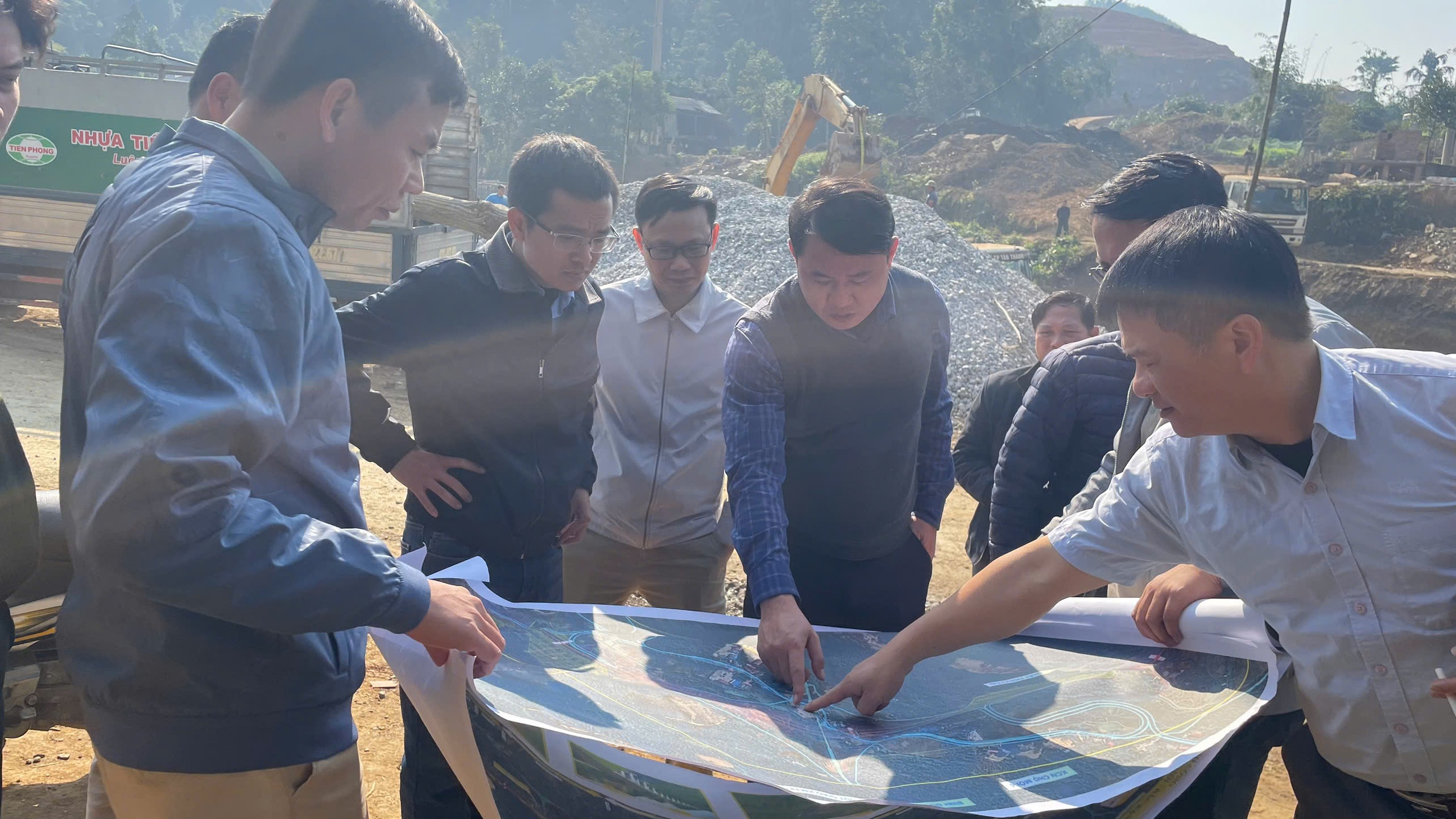 Đồng thuận giao đất, cao tốc Chợ Mới - Bắc Kạn tăng tốc thi c&ocirc;ng- Ảnh 11.