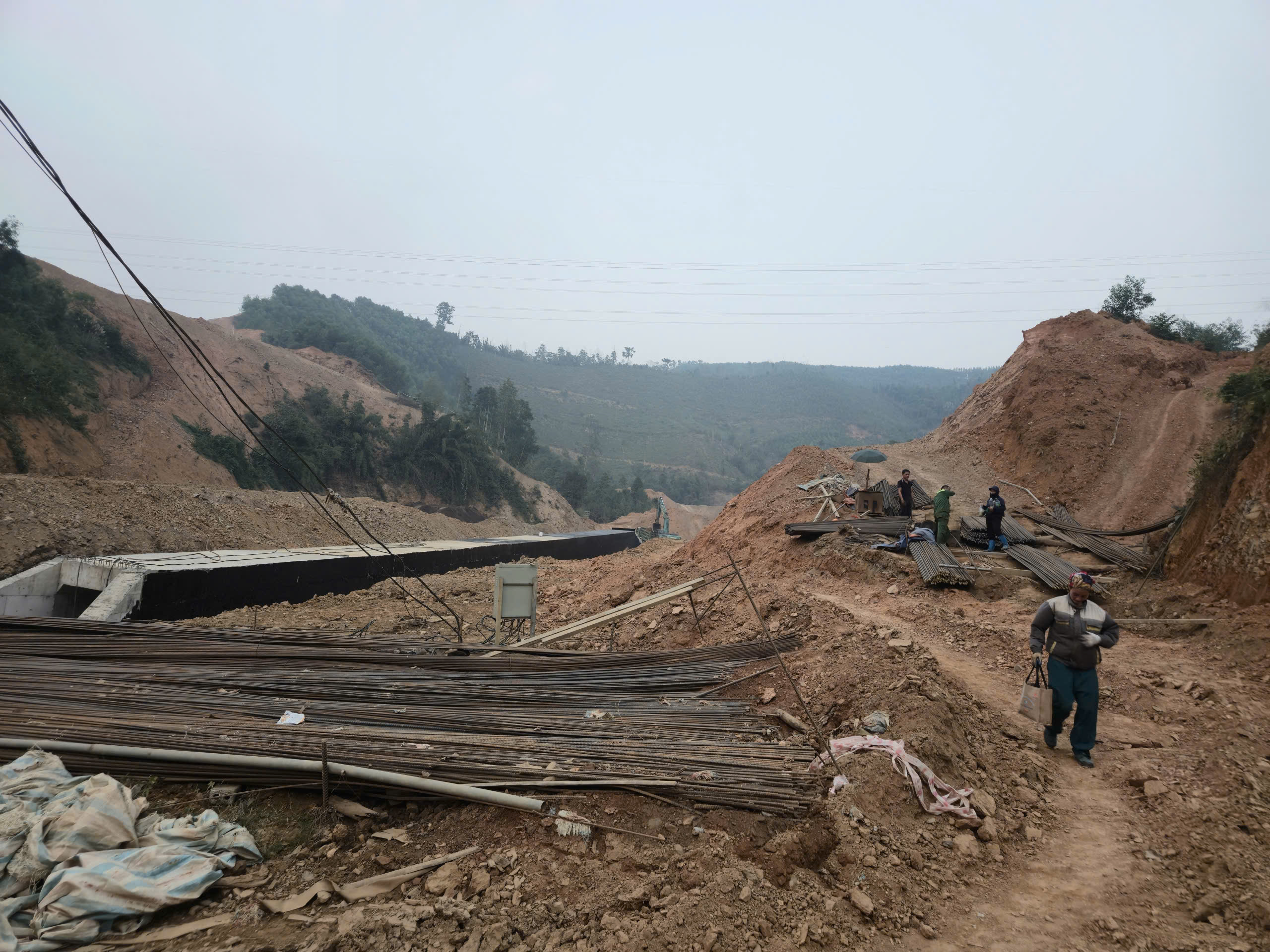 Đồng thuận giao đất, cao tốc Chợ Mới - Bắc Kạn tăng tốc thi c&ocirc;ng- Ảnh 2.