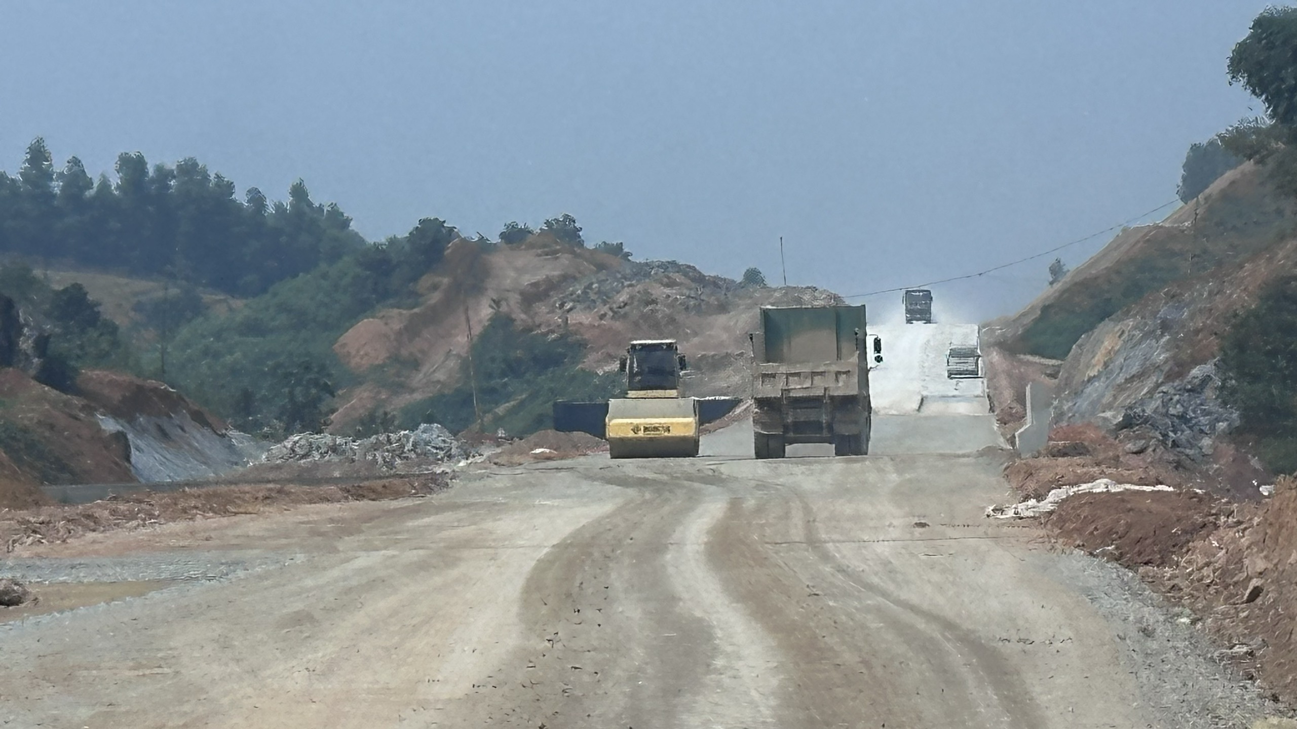 Tăng ca, tăng k&iacute;p đẩy nhanh tiến độ cao tốc Tuy&ecirc;n Quang - H&agrave; Giang- Ảnh 5.