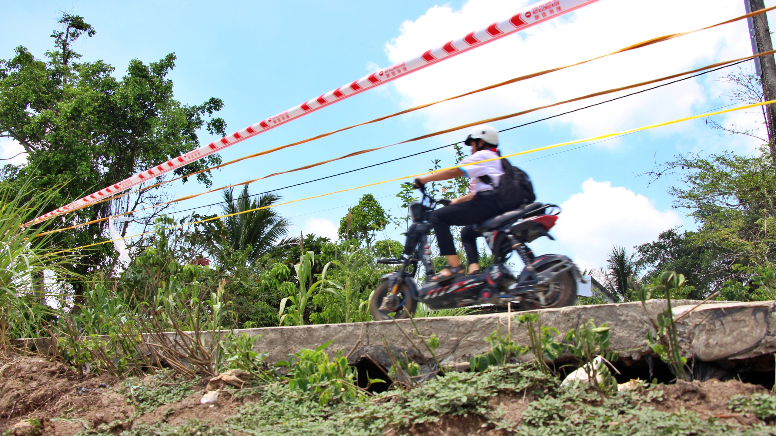 Cà Mau: Chủ động nguồn nước, hạn chế sụt lún chia cắt giao thông mùa khô- Ảnh 1. Cà Mau: Chủ động nguồn nước, hạn chế sụt lún chia cắt giao thông mùa khô- Ảnh 1.