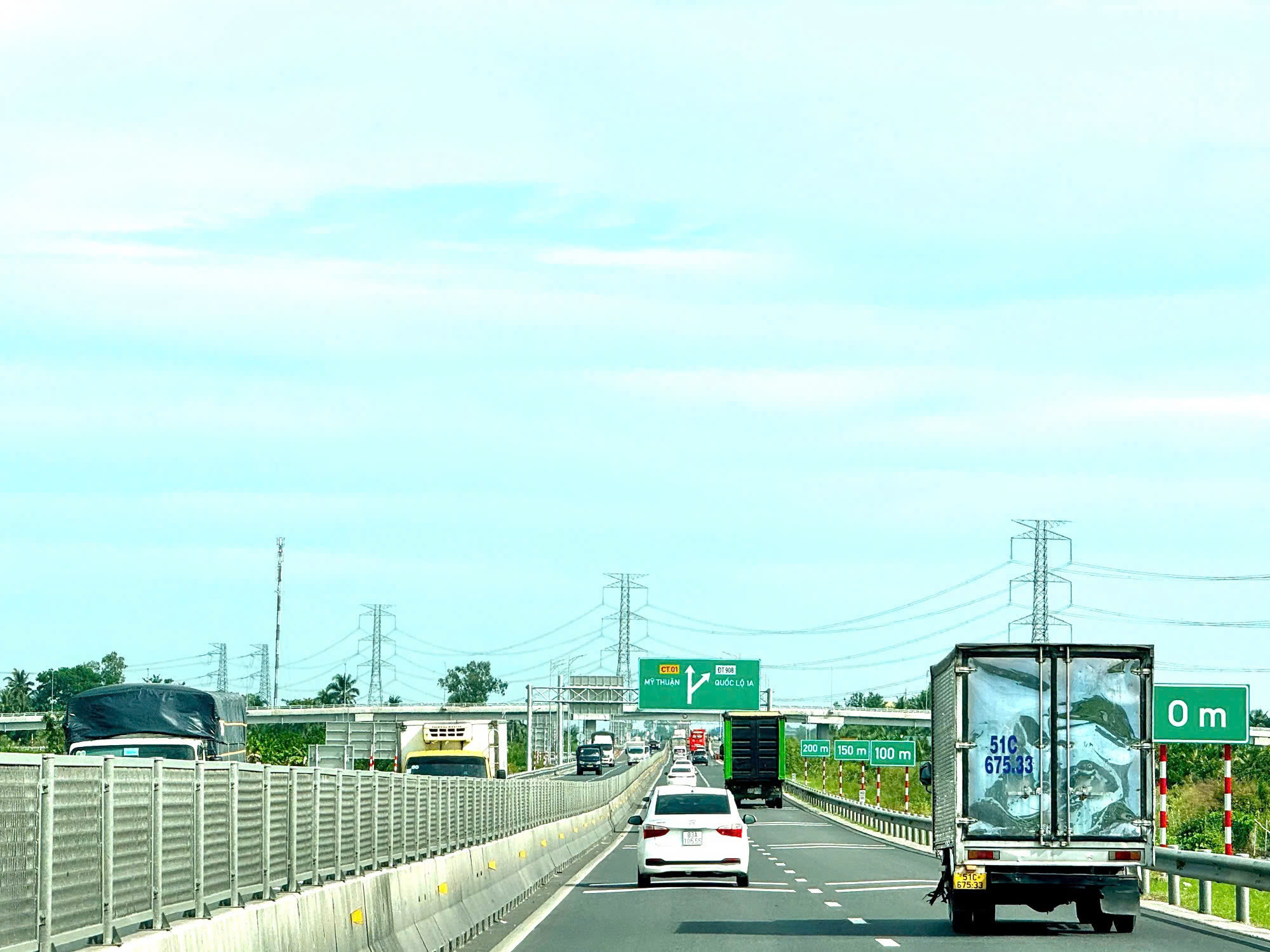 Ưu ti&ecirc;n nguồn c&aacute;t, đảm bảo ho&agrave;n th&agrave;nh đồng bộ cao tốc Mỹ Thuận - Cần Thơ trong năm 2026- Ảnh 1.