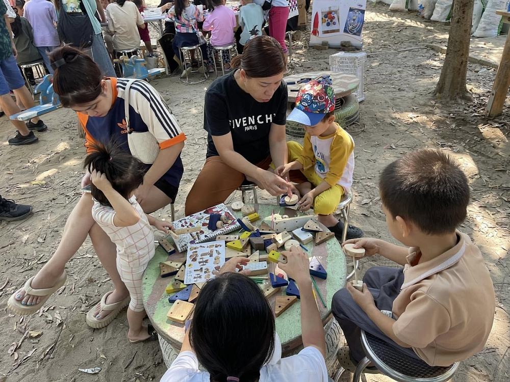 TPG đang tận dụng c&aacute;c khoảng trống hạn hẹp trong đ&ocirc; thị để kiến tạo c&aacute;c "quảng trường thu nhỏ" trong l&ograve;ng đ&ocirc; thị.