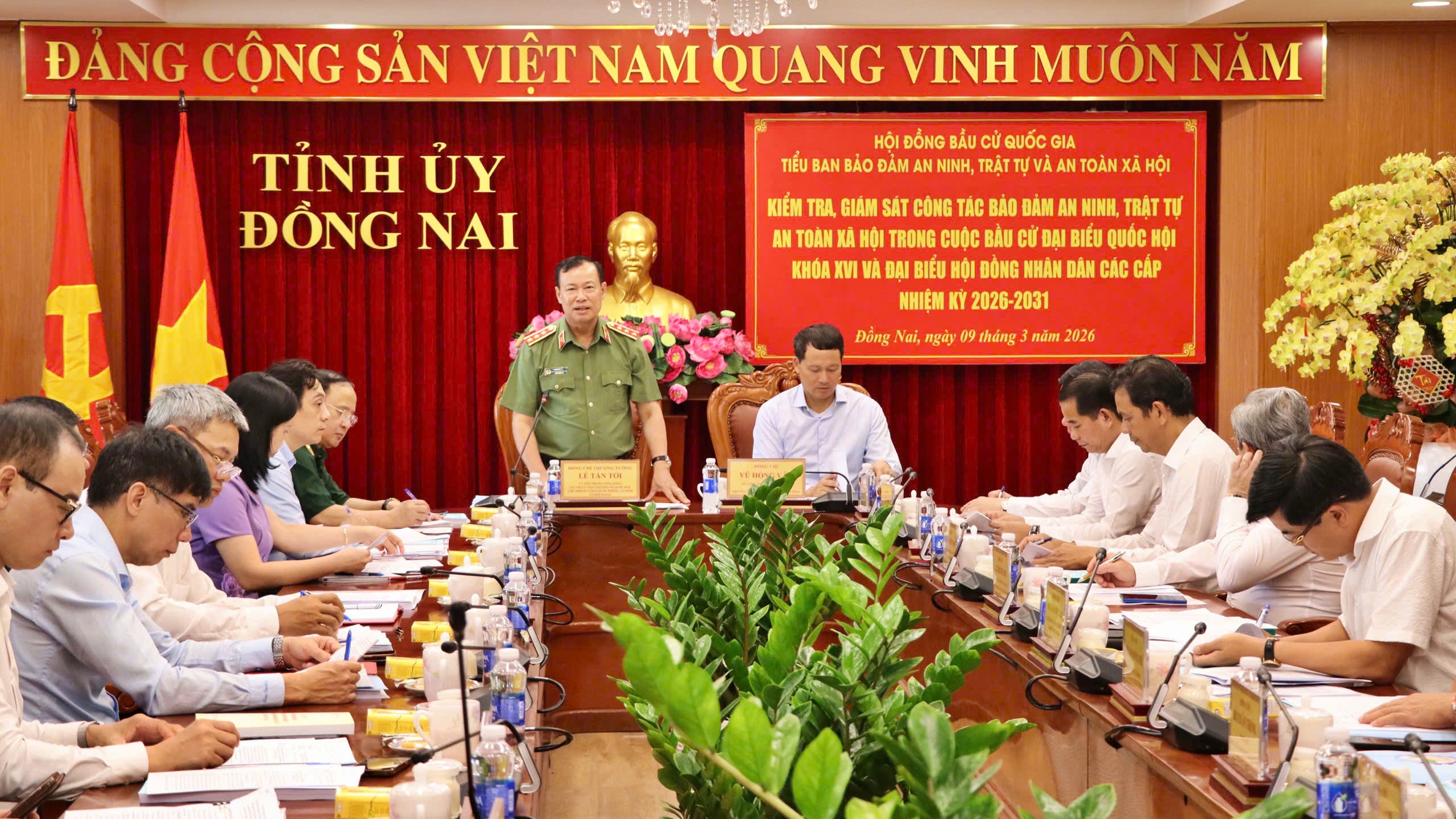 Đo&agrave;n c&ocirc;ng t&aacute;c Trung ương kiểm tra c&ocirc;ng t&aacute;c chuẩn bị bầu cử tại C&agrave; Mau, Đồng Nai- Ảnh 3.