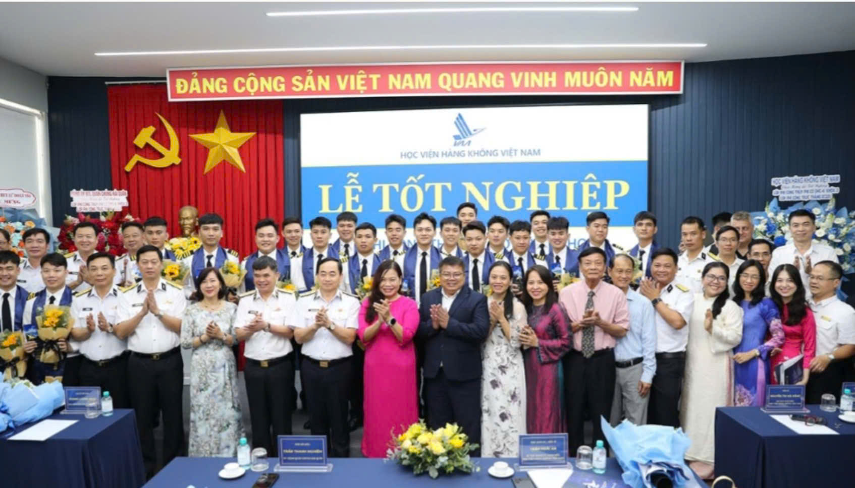 20 học vi&ecirc;n ho&agrave;n th&agrave;nh đ&agrave;o tạo phi c&ocirc;ng Hải qu&acirc;n- Ảnh 6.