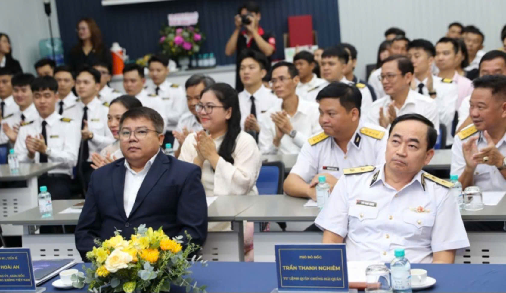 20 học vi&ecirc;n ho&agrave;n th&agrave;nh đ&agrave;o tạo phi c&ocirc;ng Hải qu&acirc;n- Ảnh 5.