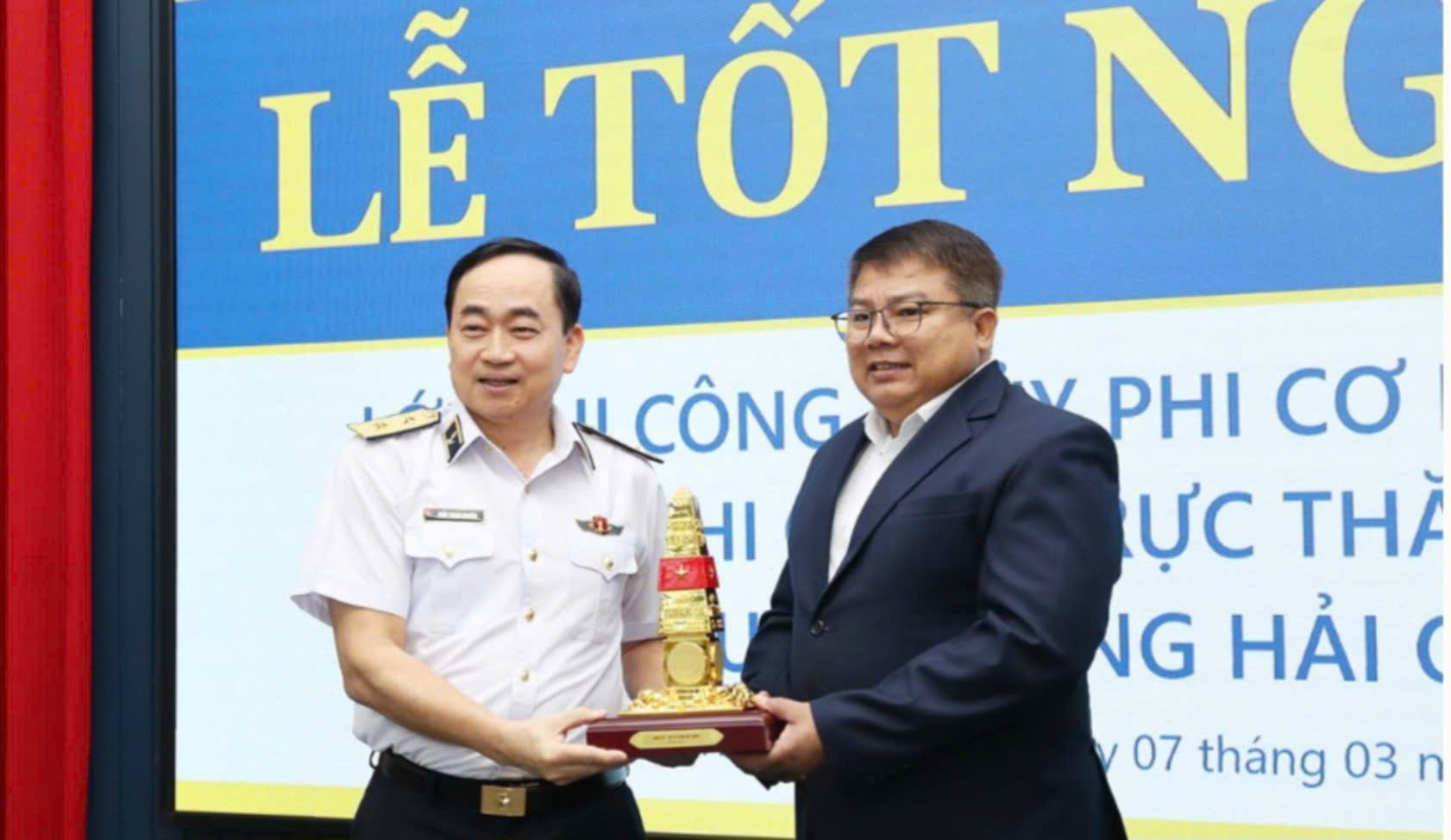 20 học vi&ecirc;n ho&agrave;n th&agrave;nh đ&agrave;o tạo phi c&ocirc;ng Hải qu&acirc;n- Ảnh 4.