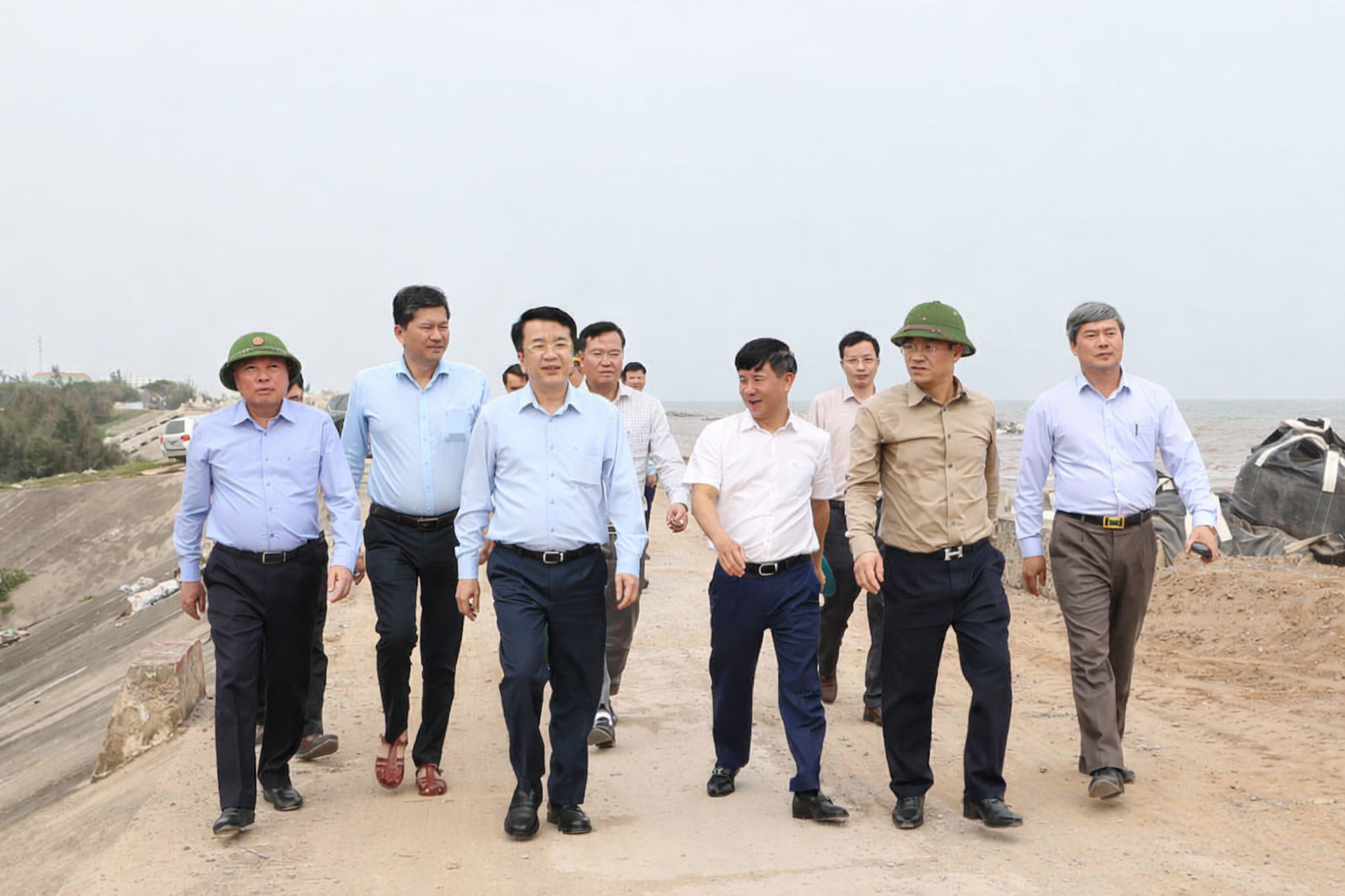 Bảo đảm an to&agrave;n đ&ecirc; điều được ch&uacute; trọng ngay từ đầu năm- Ảnh 1.