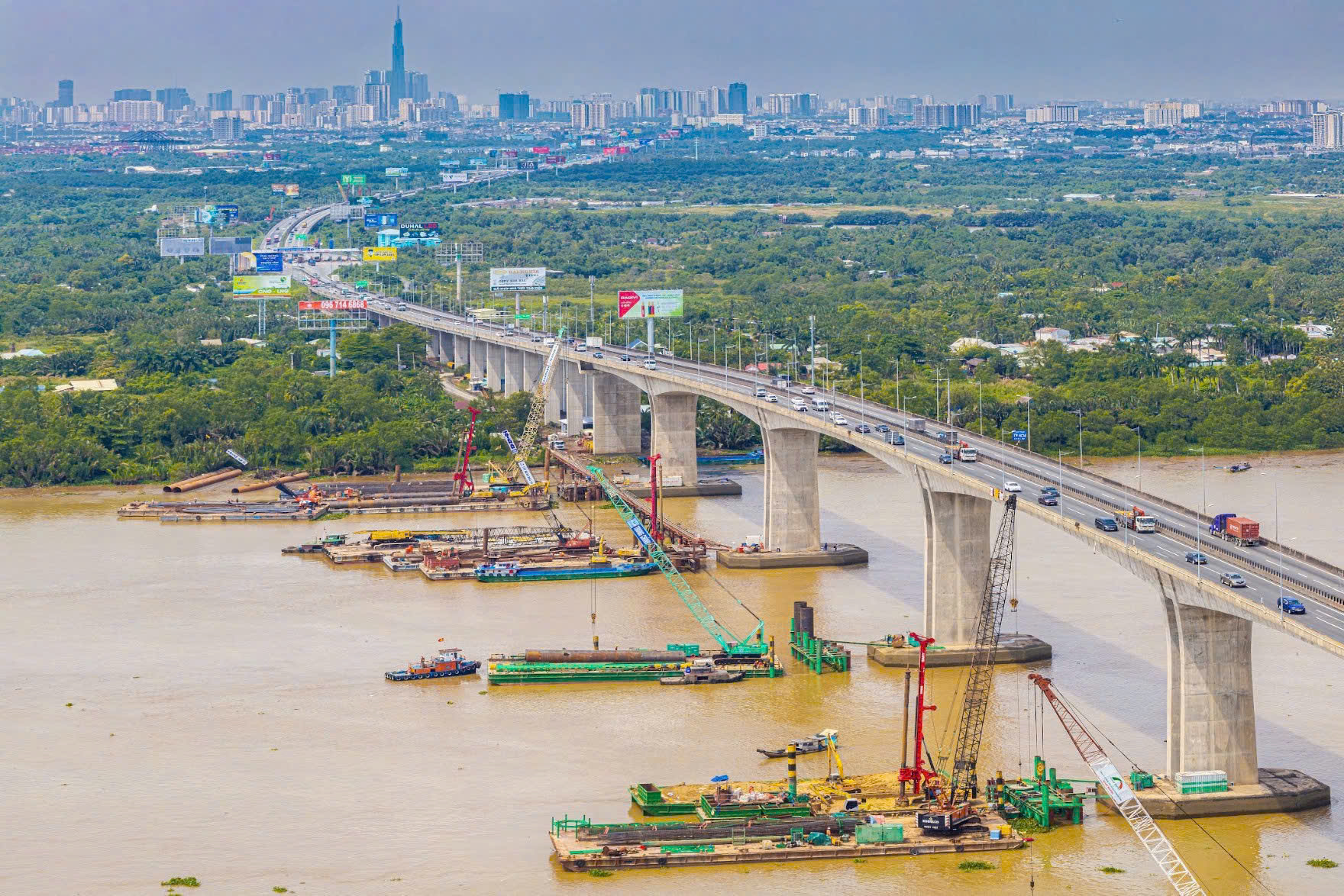 Xem x&eacute;t điều chuyển nh&agrave; thầu chậm thi c&ocirc;ng mở rộng cao tốc TP.HCM - Long Th&agrave;nh- Ảnh 2.