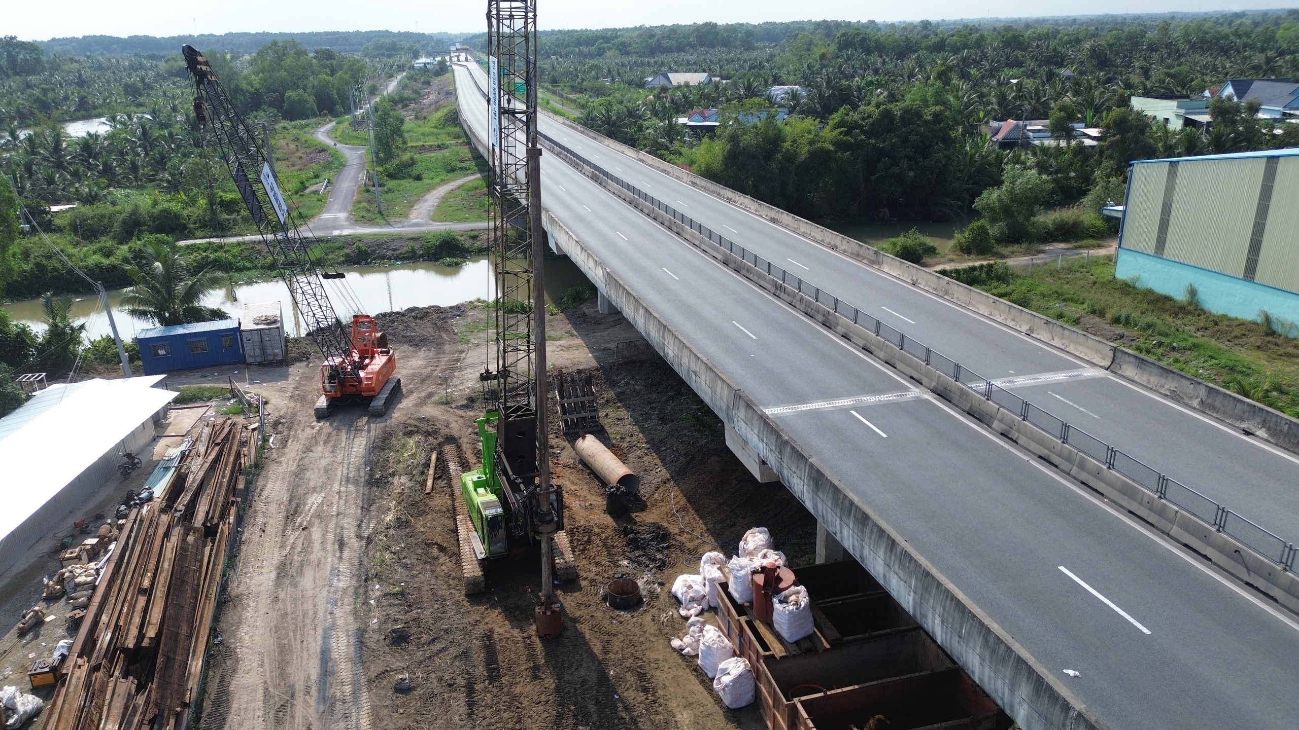Bộ trưởng Trần Hồng Minh kiểm tra dự &aacute;n mở rộng cao tốc TP.HCM - Trung Lương - Mỹ Thuận- Ảnh 5.