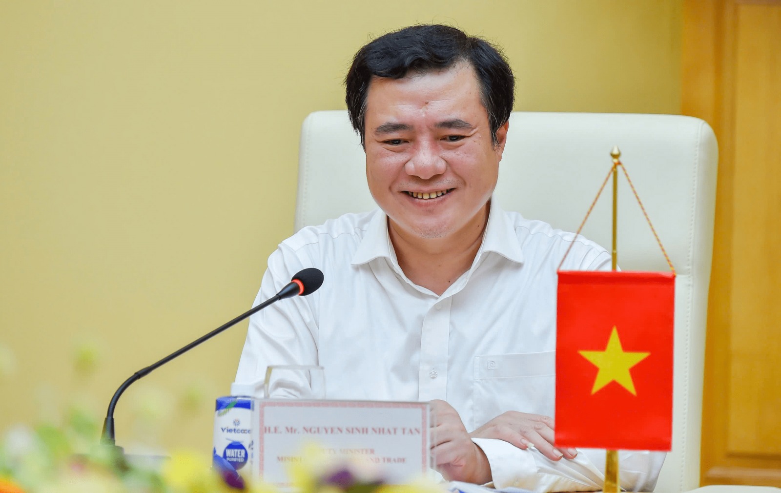 Thứ trưởng Bộ Công thương: Triển khai xăng sinh học E10 càng sớm càng tốt- Ảnh 1. Thứ trưởng Bộ Công thương: Triển khai xăng sinh học E10 càng sớm càng tốt- Ảnh 1.